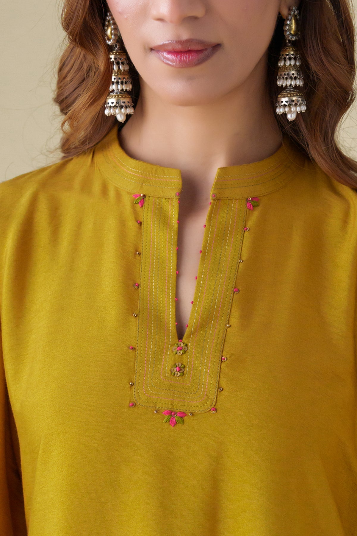 Hand Embroidered Shriya Kurta