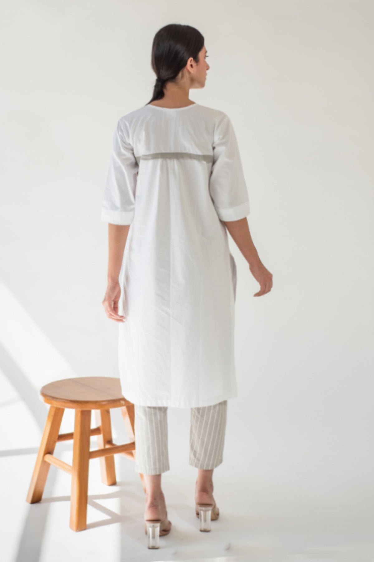 White Applique Kurta With Handblock Stripe Pant