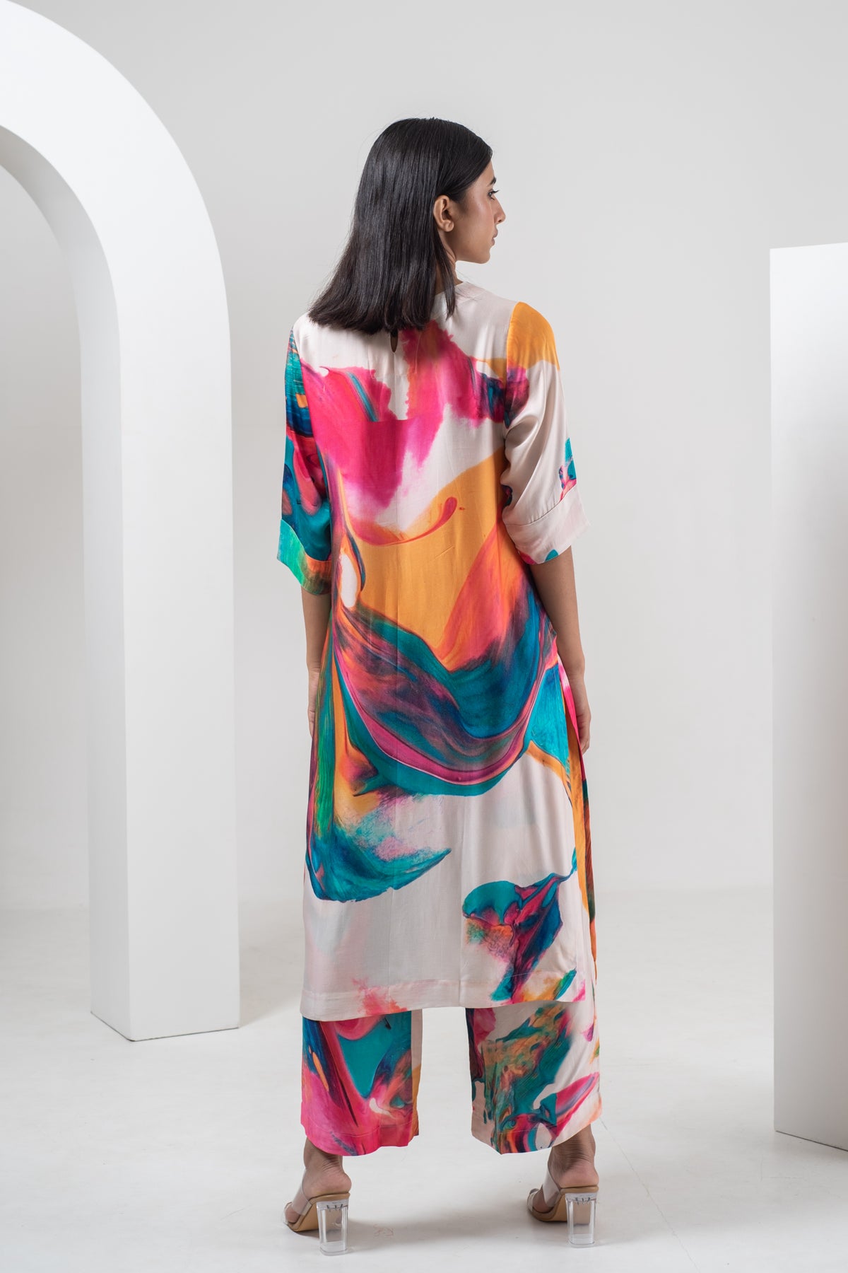 Multicolour Abstract Print Kurta Set