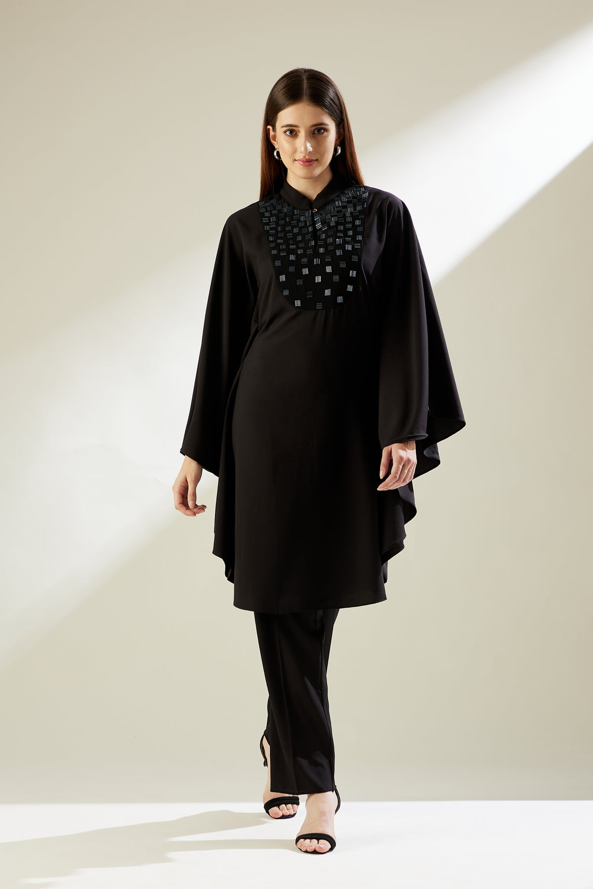 Star Embellished Kaftan Set