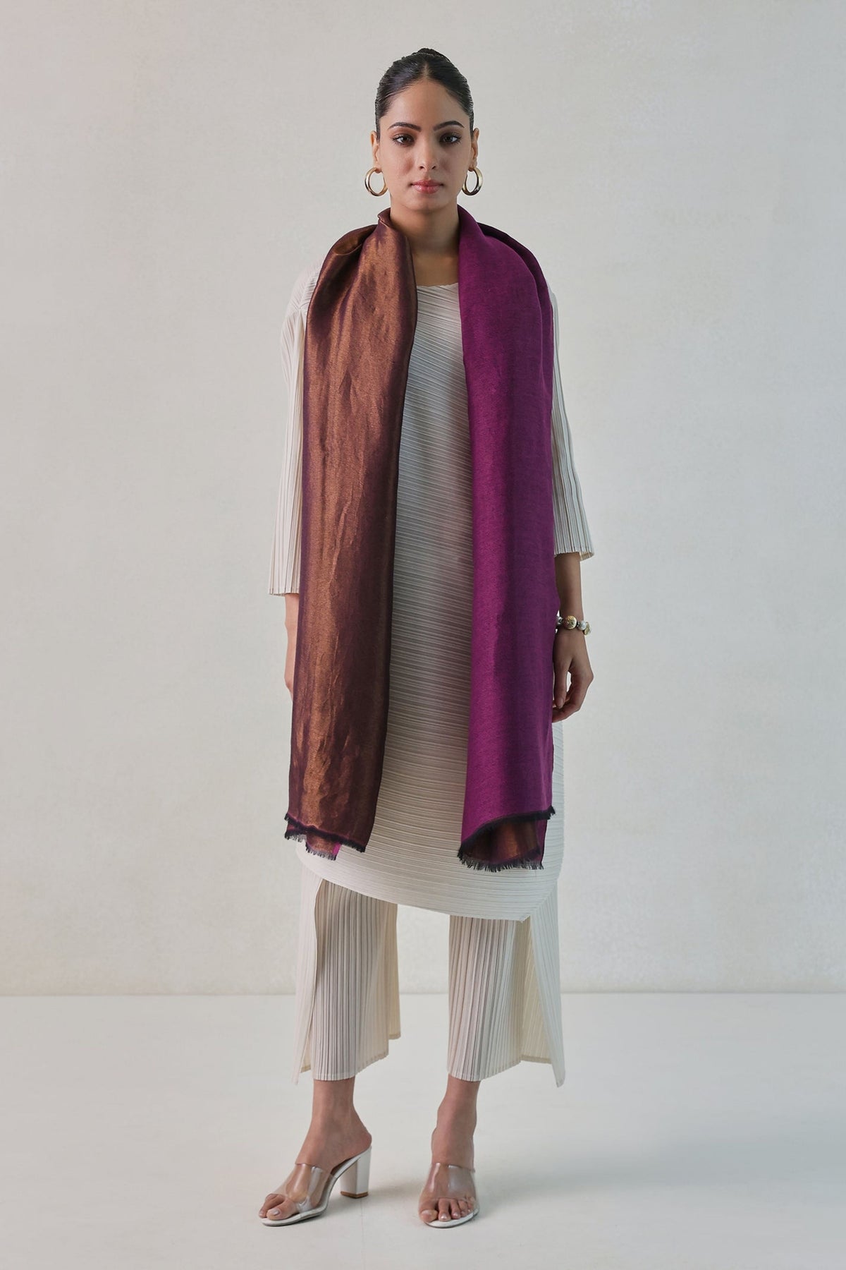 Tabbasum Reversible Purple Stole