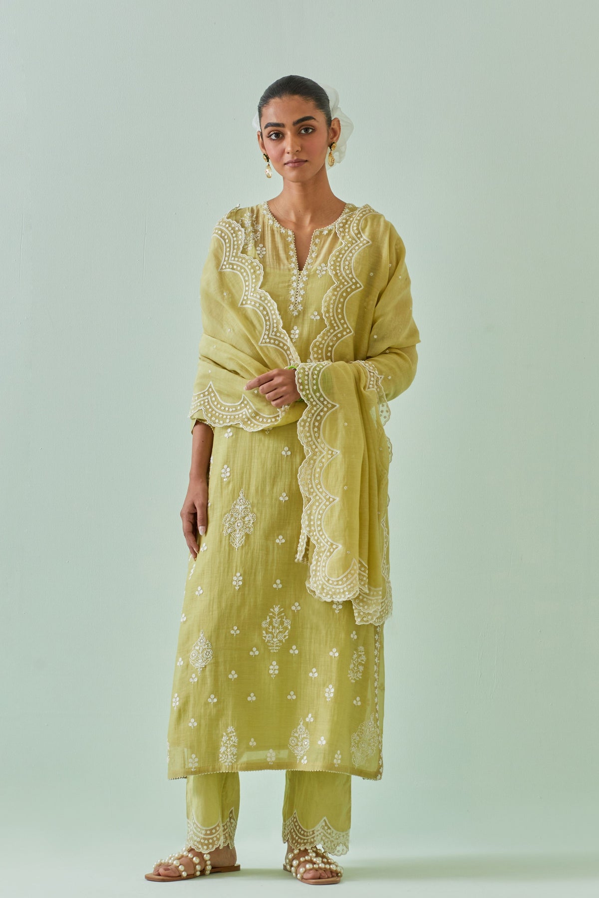 Green Scalloped Embroidery Kurta Set