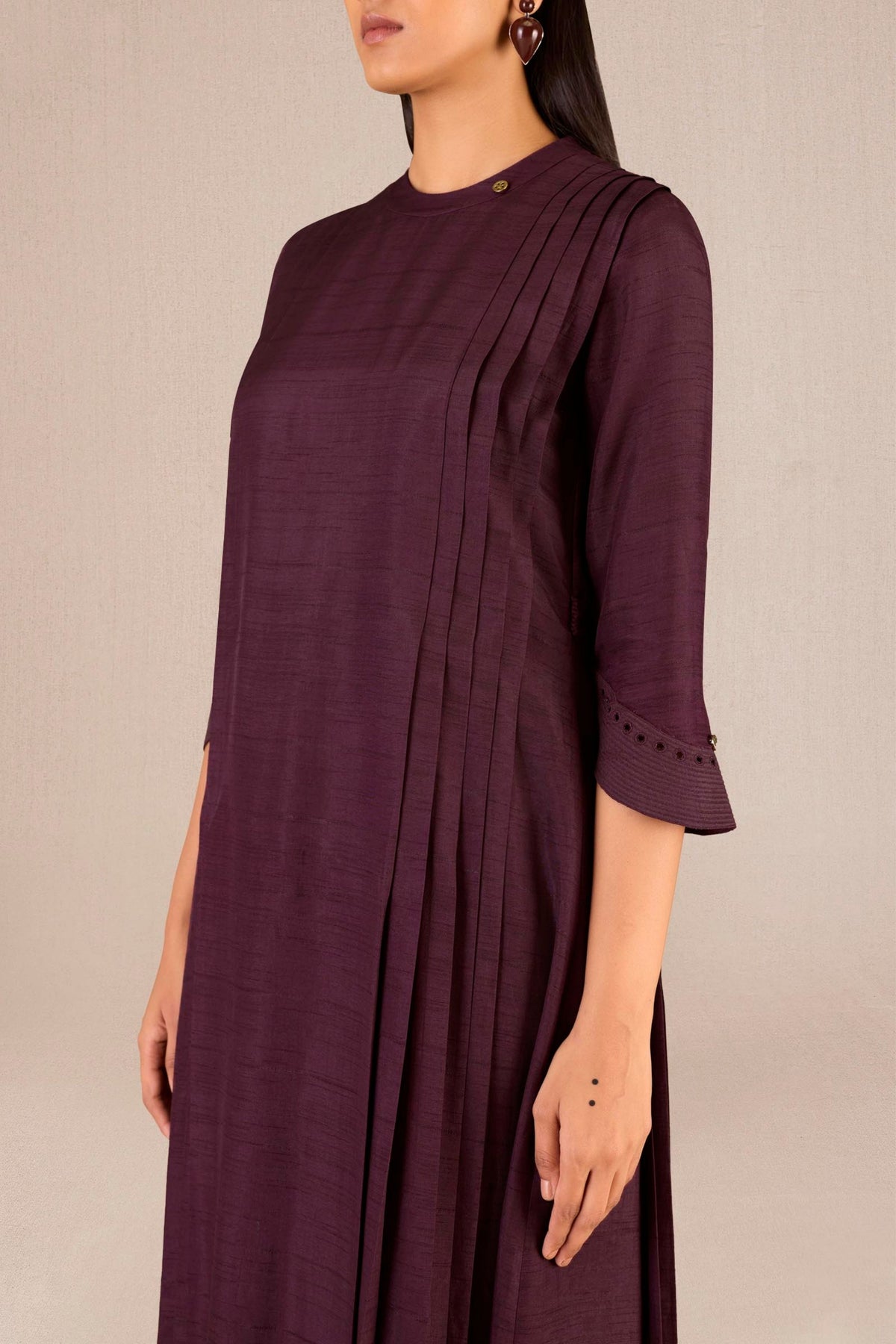 Saimah Kurta Set In Burgundy