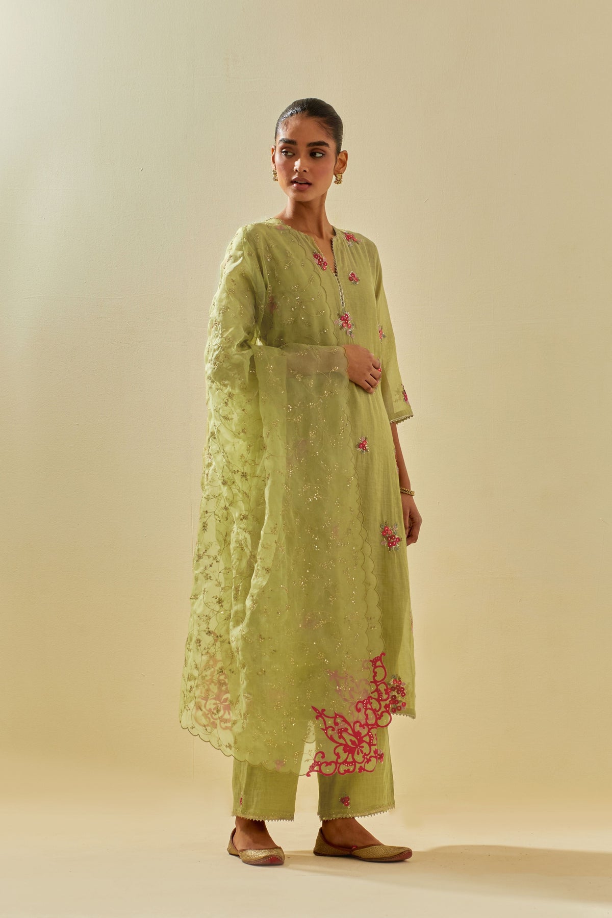 Green Applique Kurta With Pants