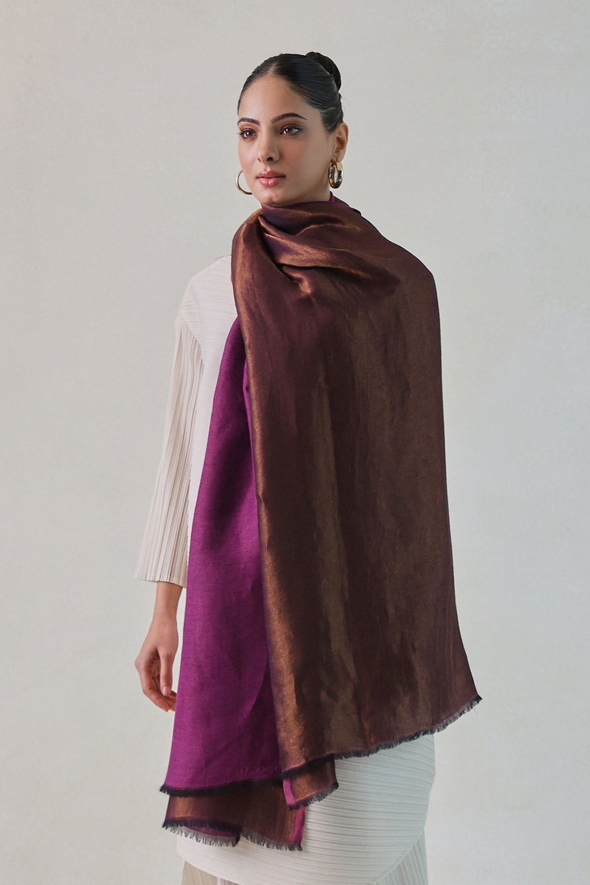 Tabbasum Reversible Purple Stole