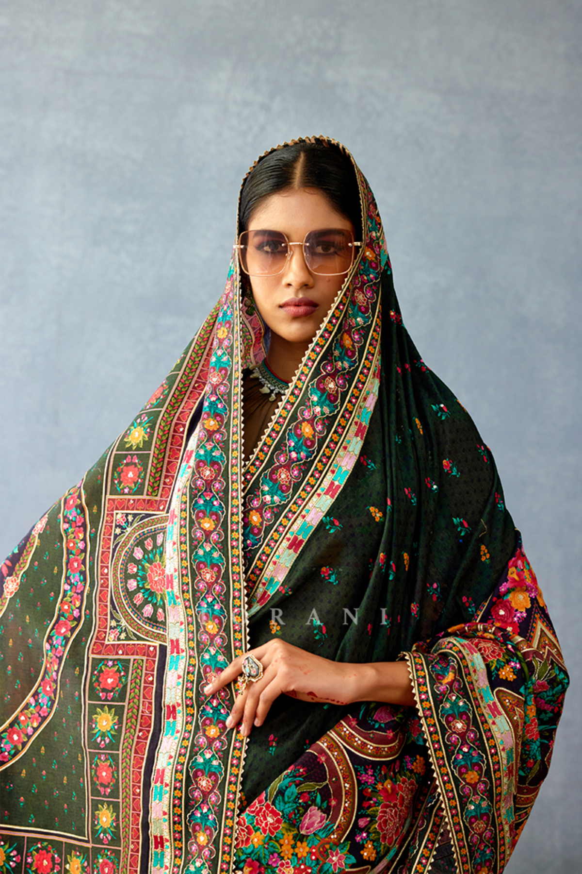 Dil Shaad Samira Saree