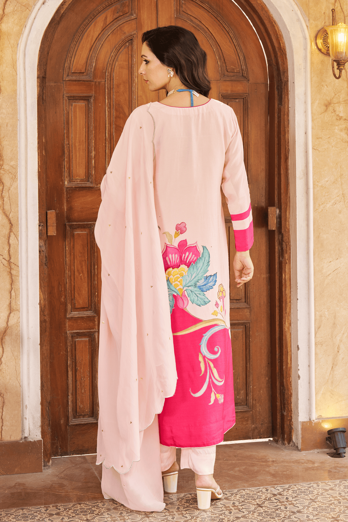 Nayaab Pink Kurta Set