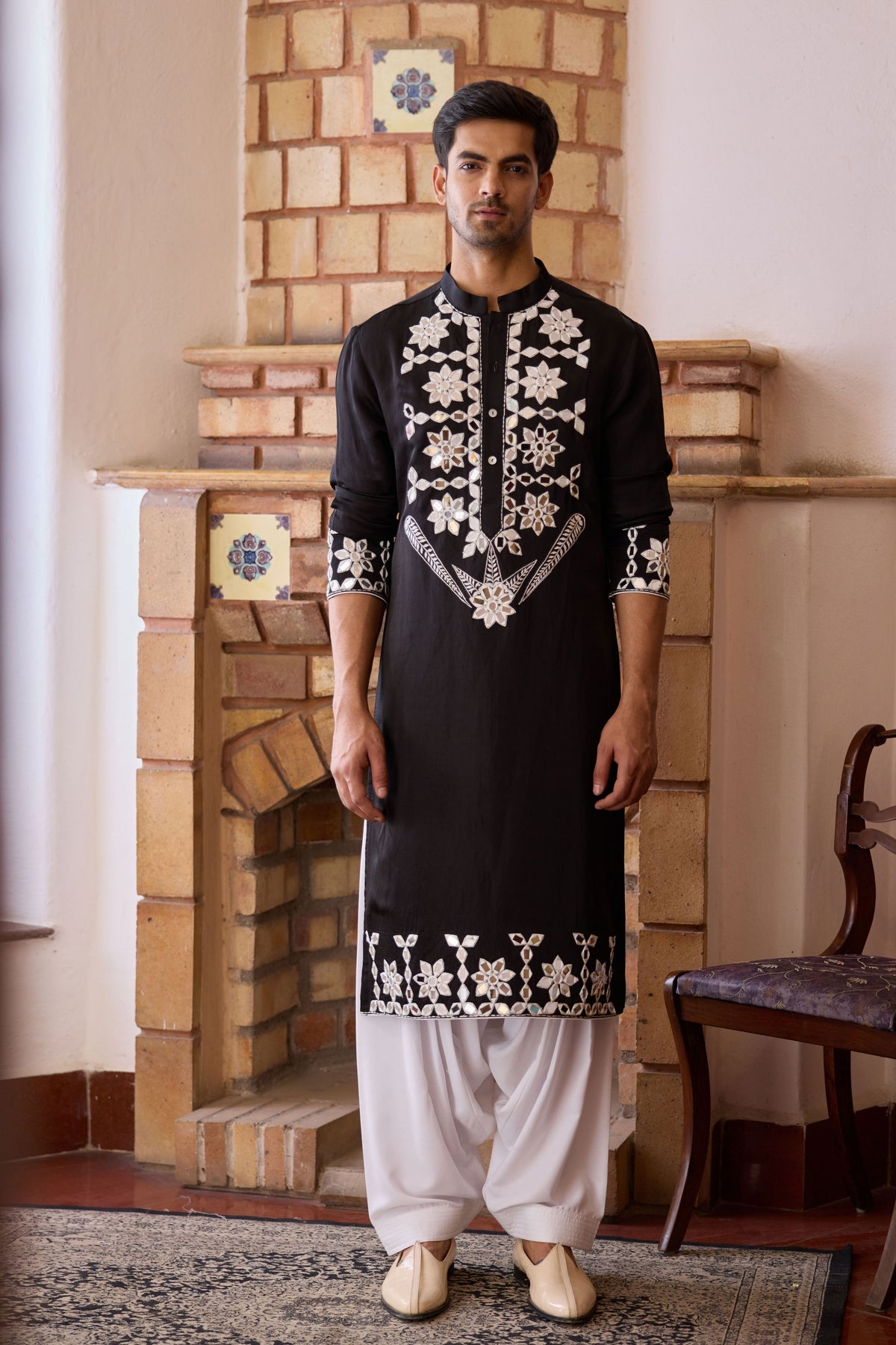 Juna Mahal Kurta Set