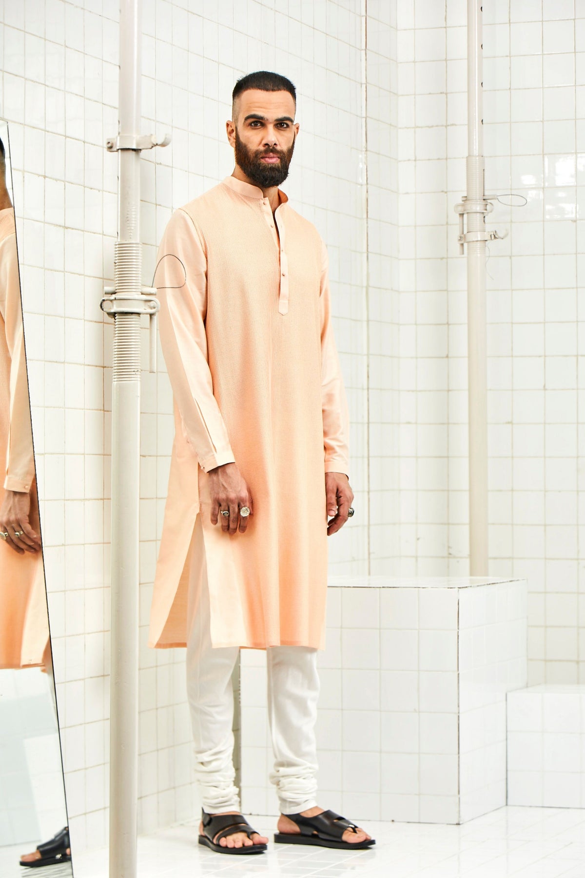 Khinsar Pintuck Kurta Set