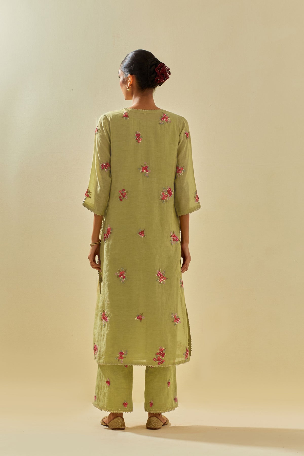 Green Applique Kurta With Pants