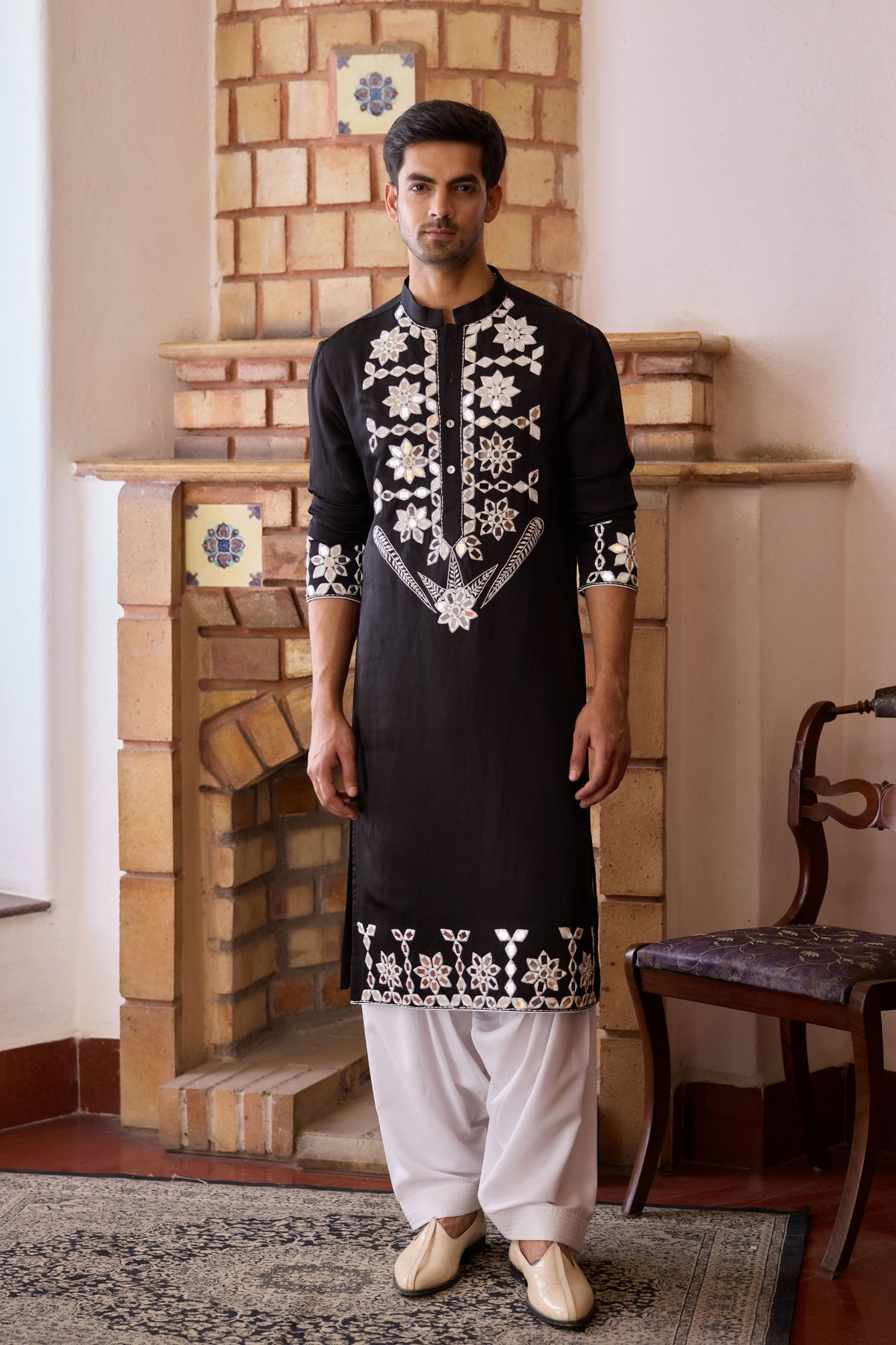 Juna Mahal Kurta Set