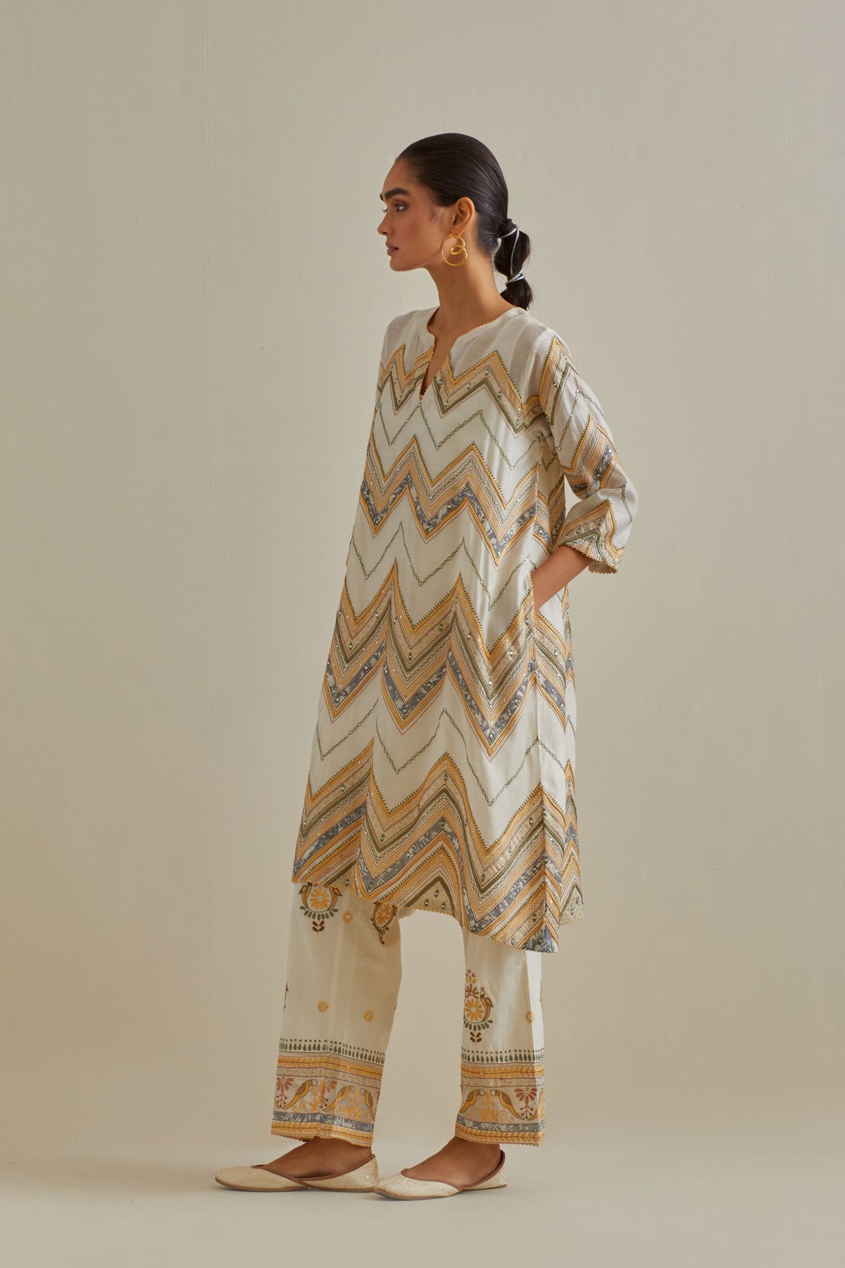 Yellow a -line Kurta Set