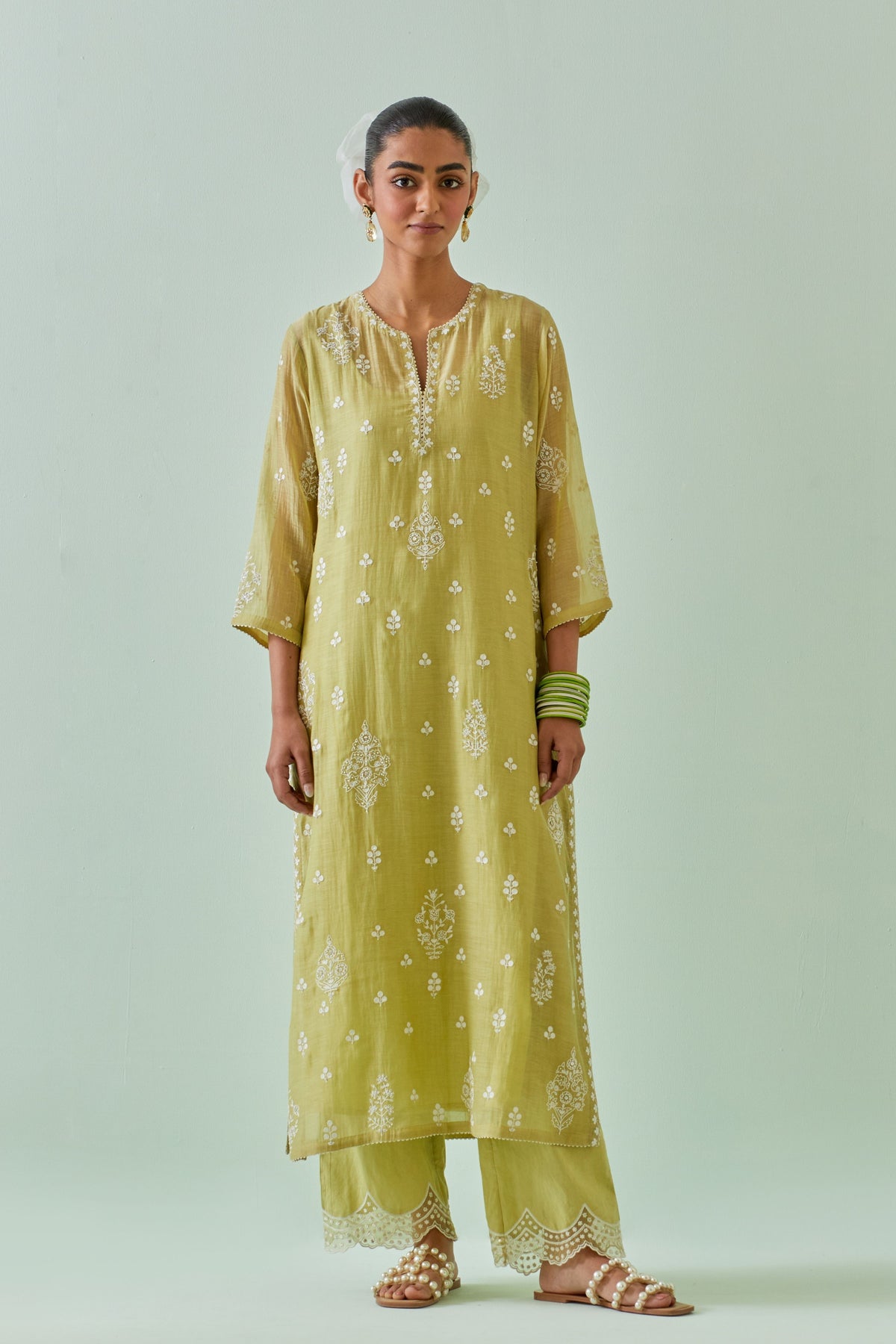 Green Scalloped Embroidery Kurta Set