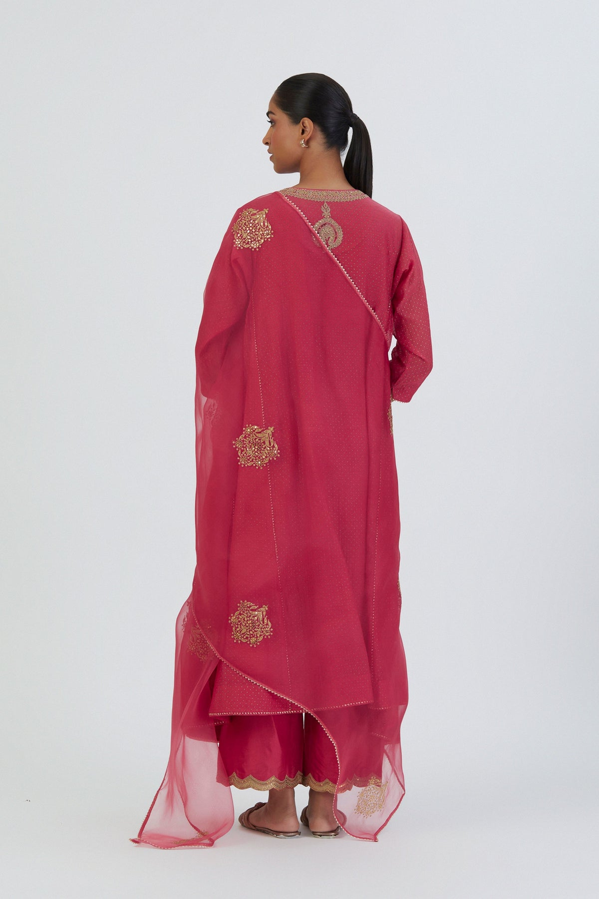 Deepa Coral Dupatta