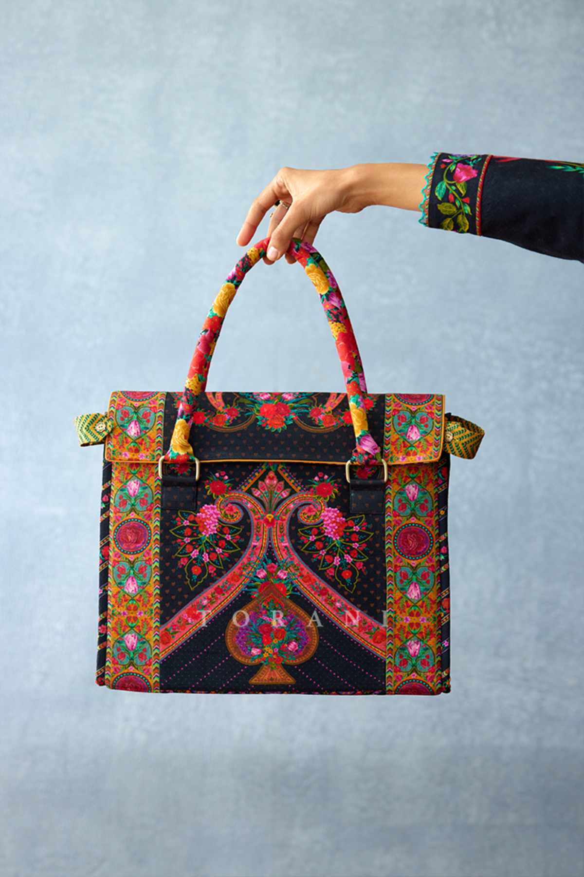 Dil Shaad Aifa Handbag