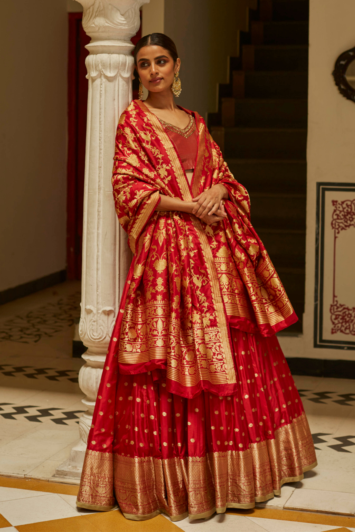 Sindoori Tehvaar Lehenga