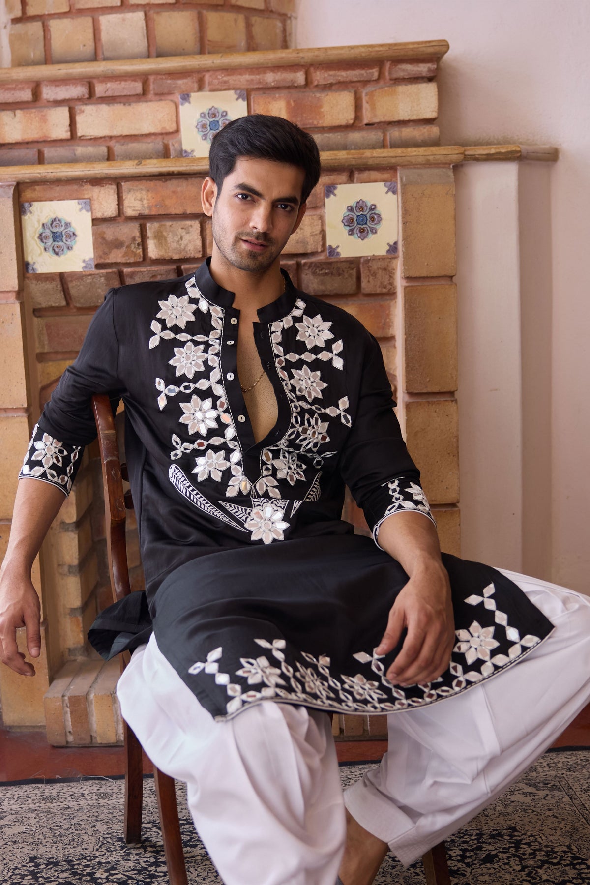 Juna Mahal Kurta Set