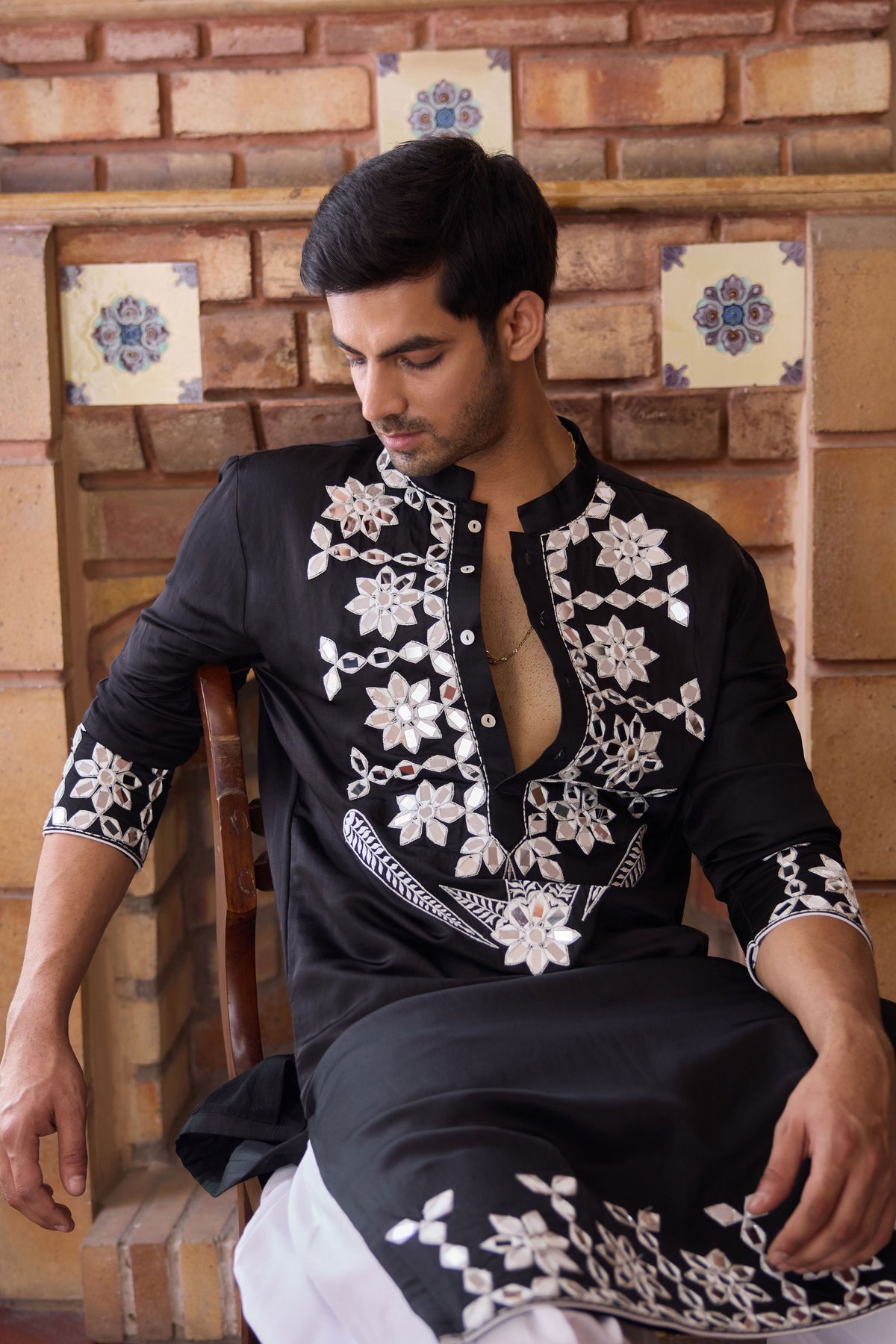 Juna Mahal Kurta Set