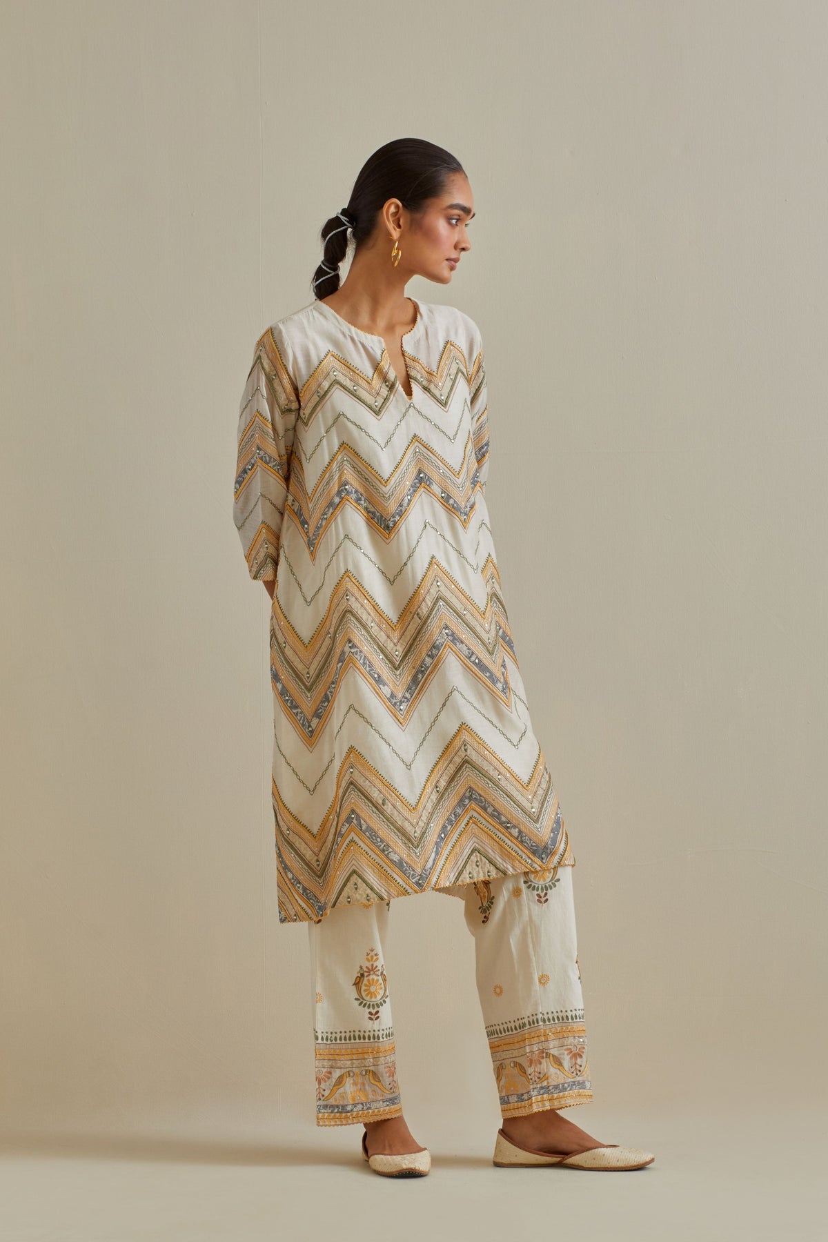 Yellow a -line Kurta Set