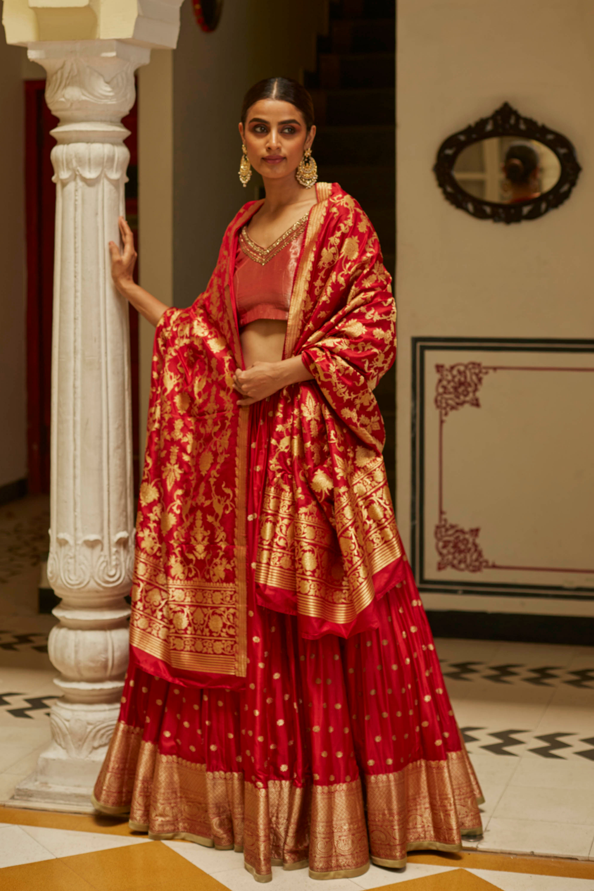 Sindoori Tehvaar Lehenga