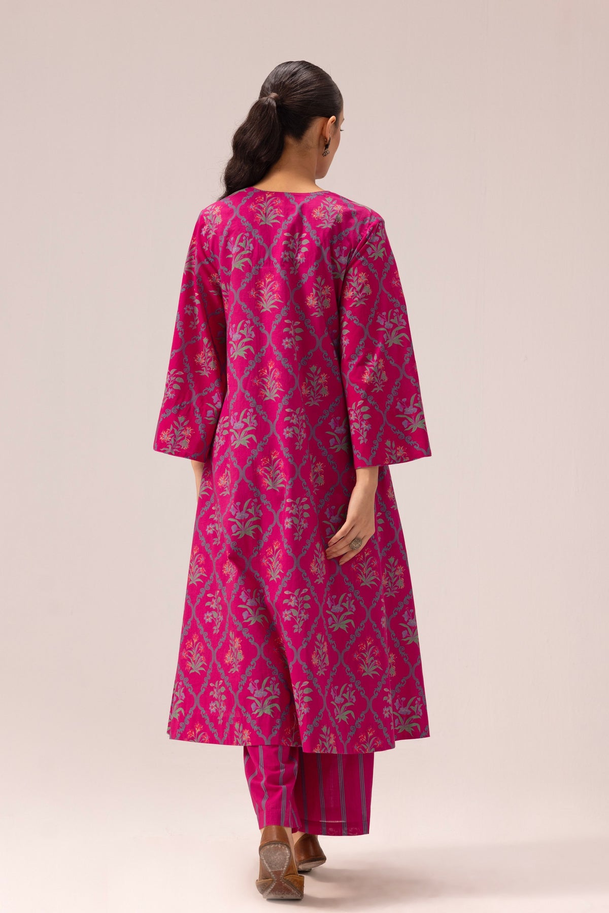 Hazel Phiran Pink Kurta Set