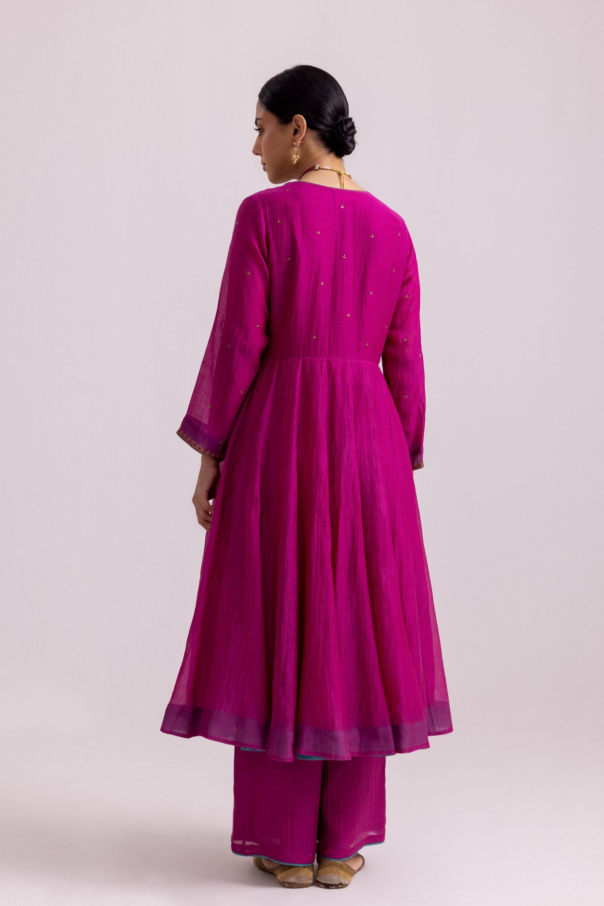 Ruhana Magenta Anarkali Set