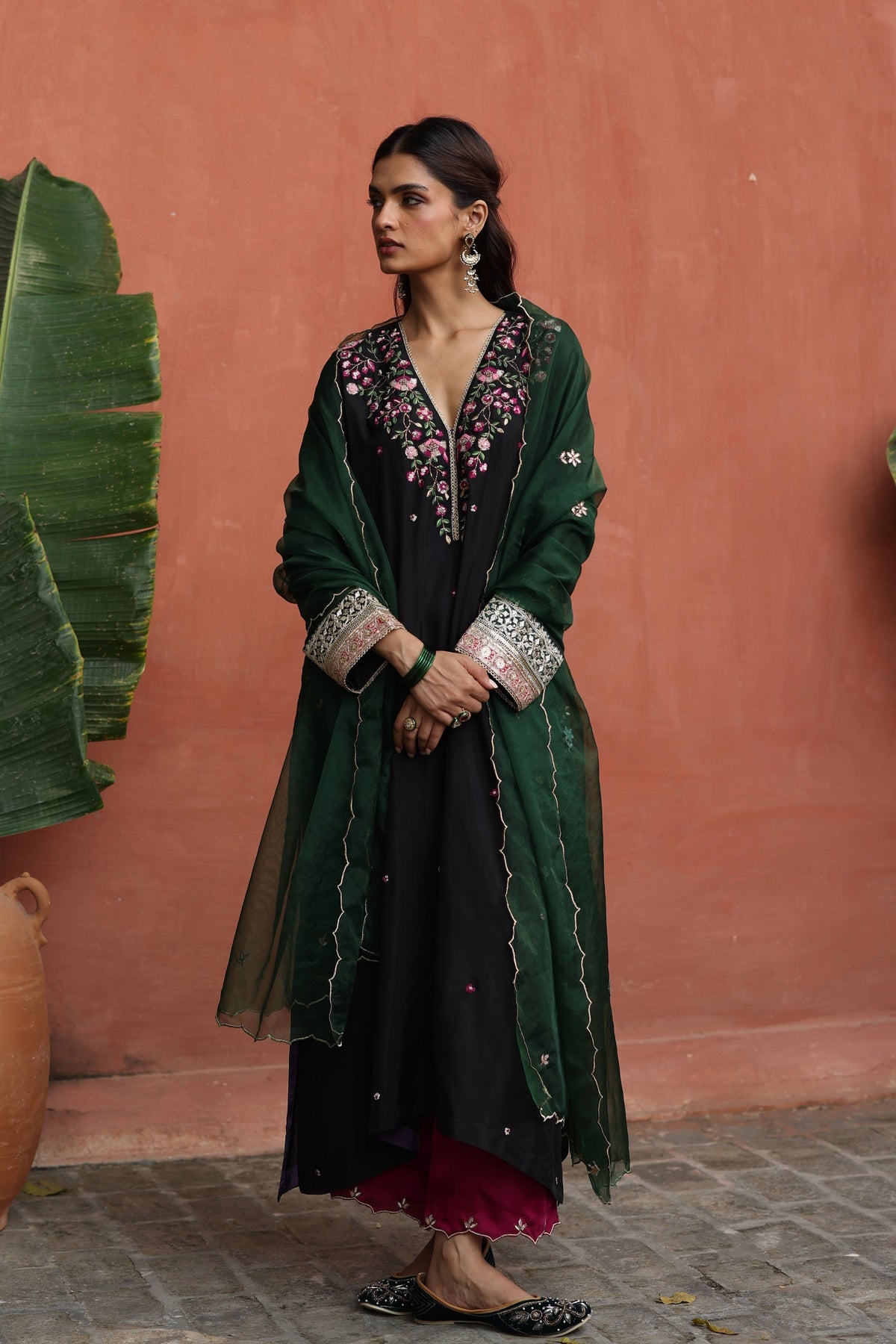 Black Kaleera Kurta Set