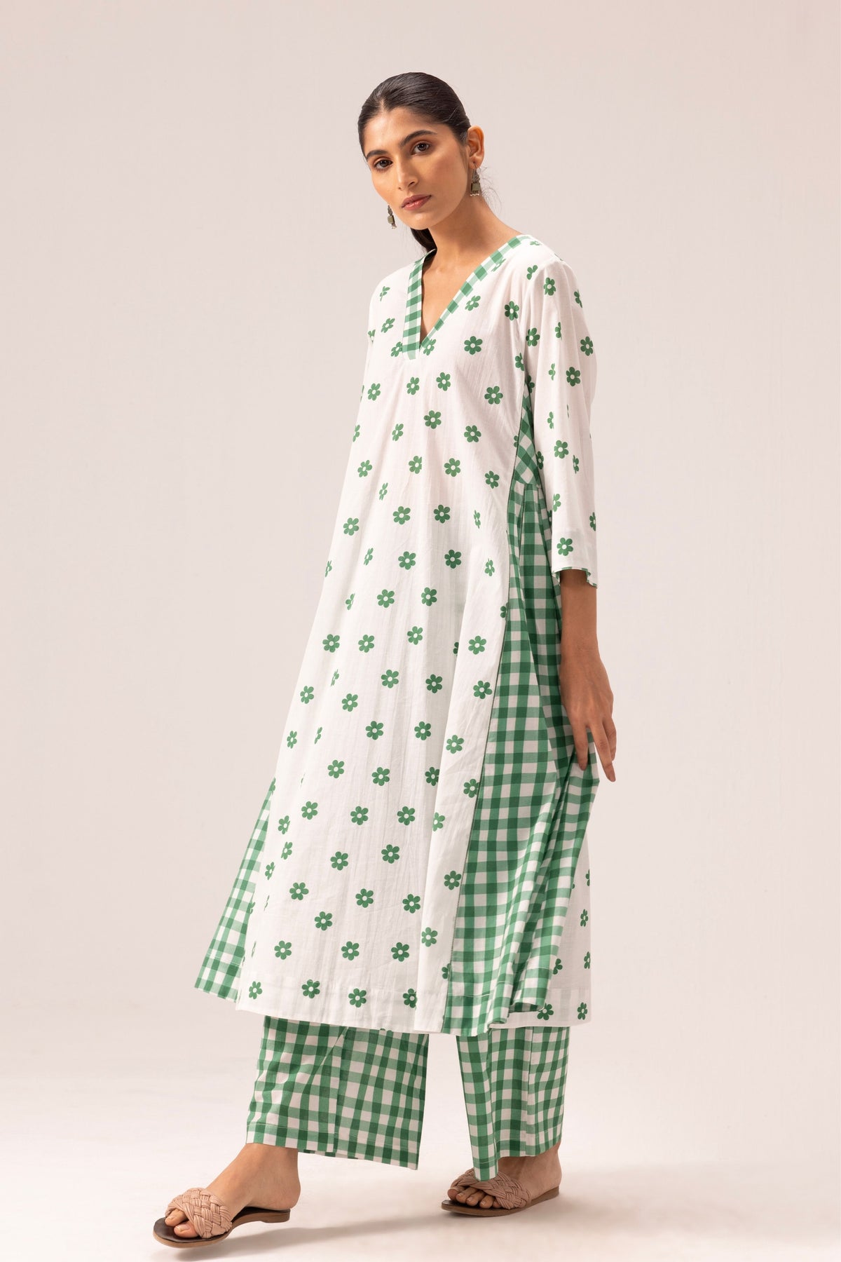 Jia Green Kurta Set