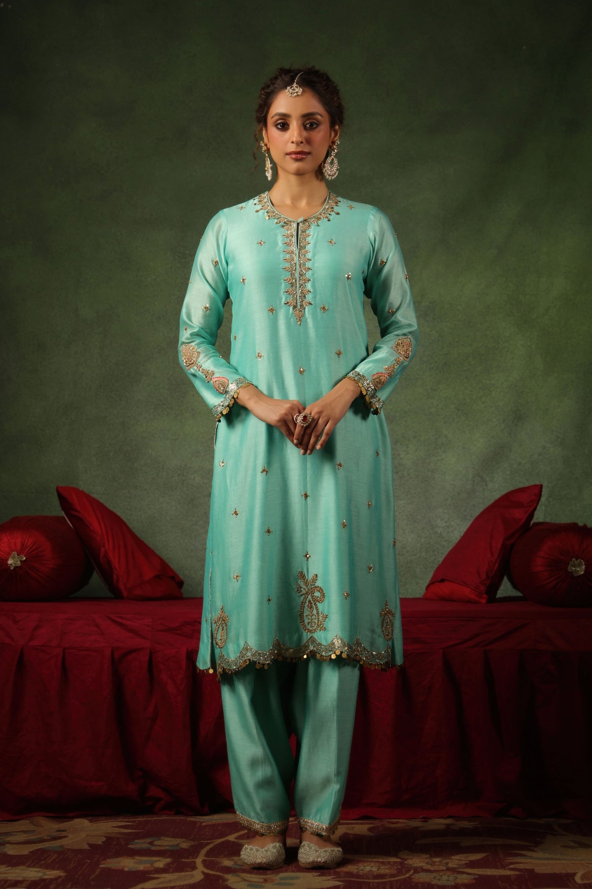 Pakeezah Ambi Buta Kurta Set