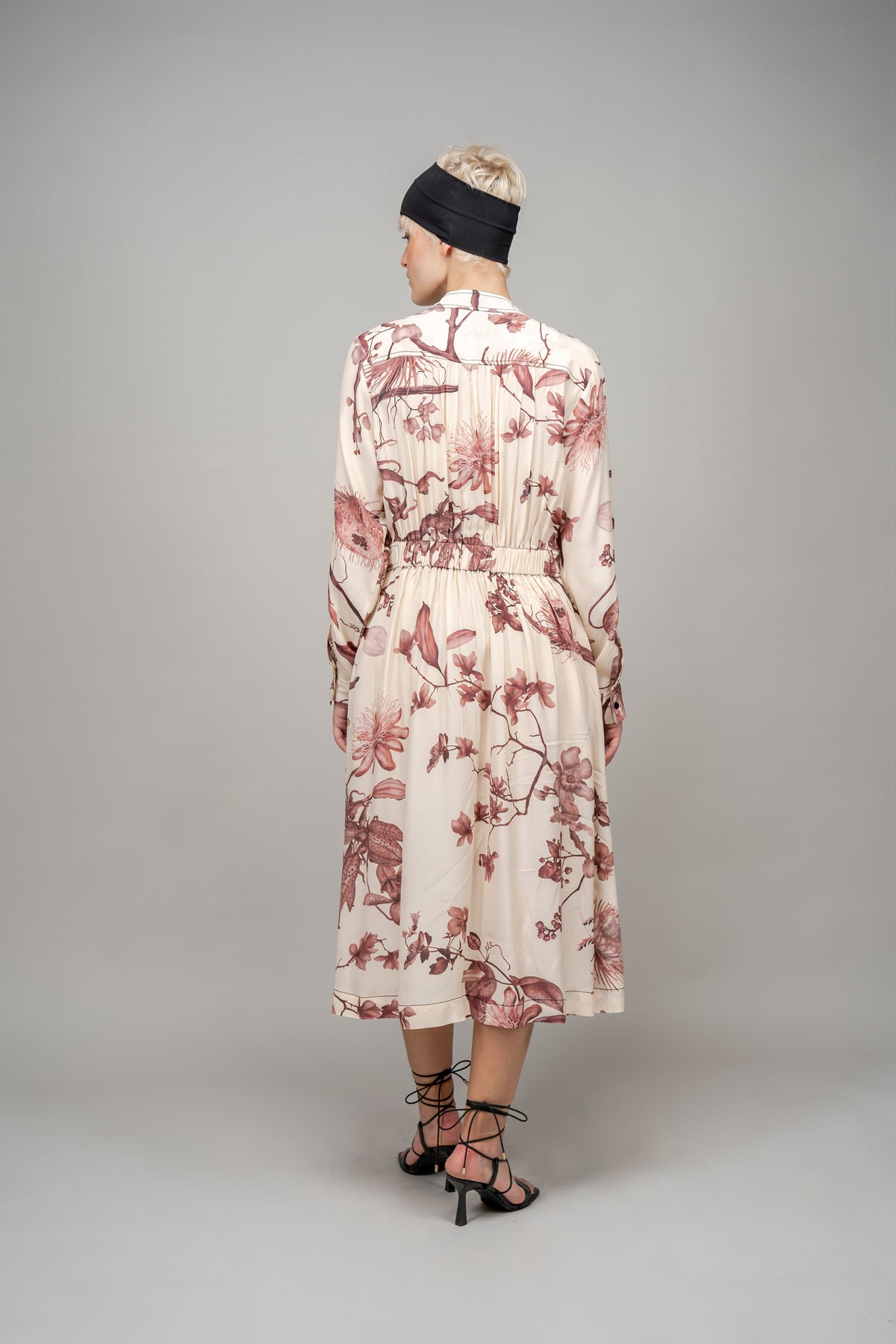 Garden Print Wrap Dress in Apricot