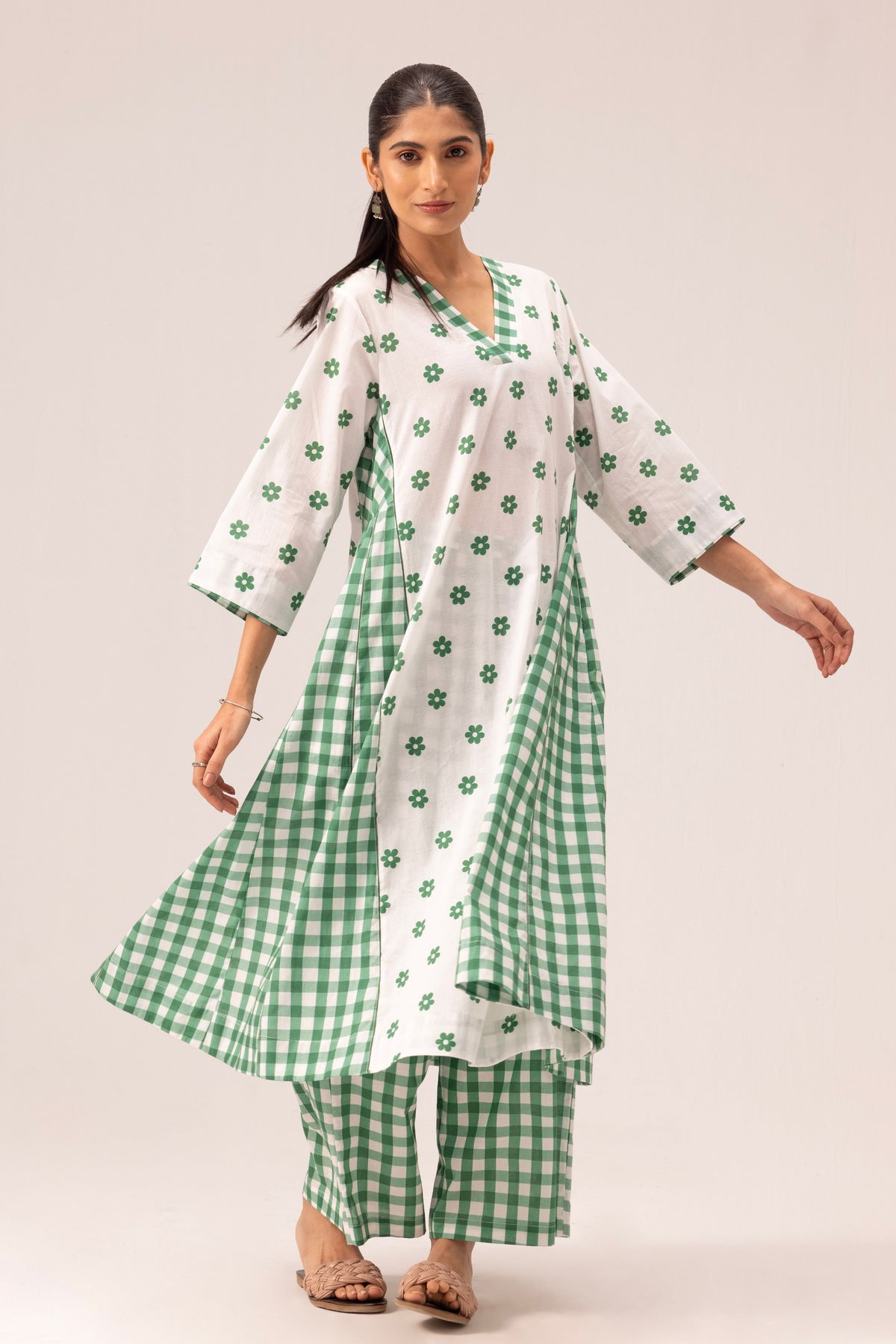 Jia Green Kurta Set