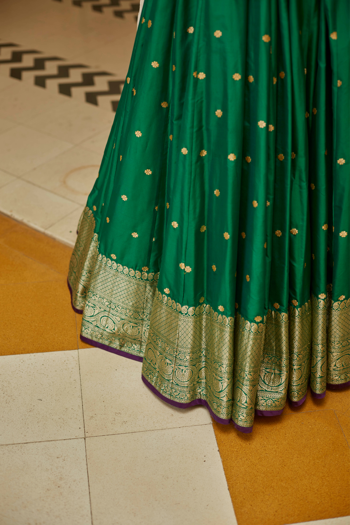 Panna Tehvaar Lehenga