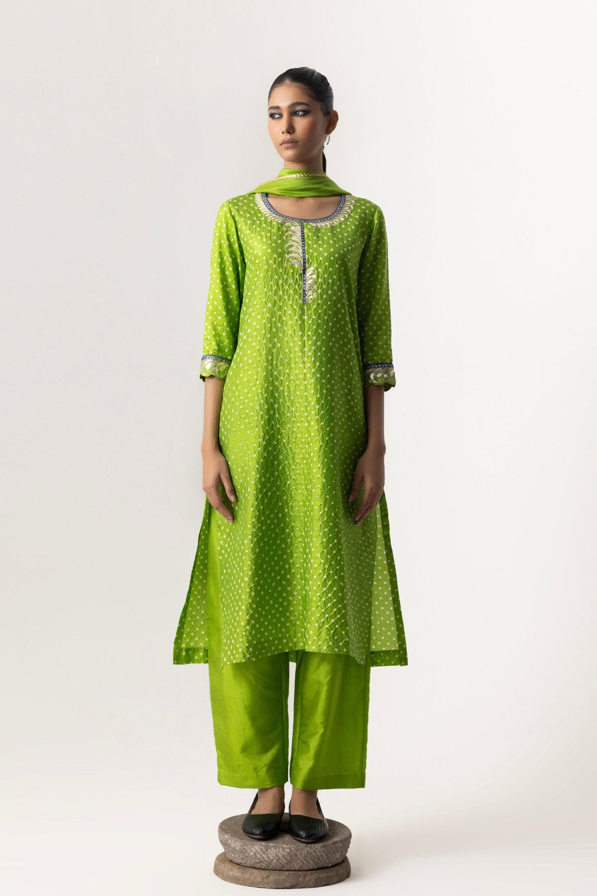 Leaf Green Jia Kurta Set