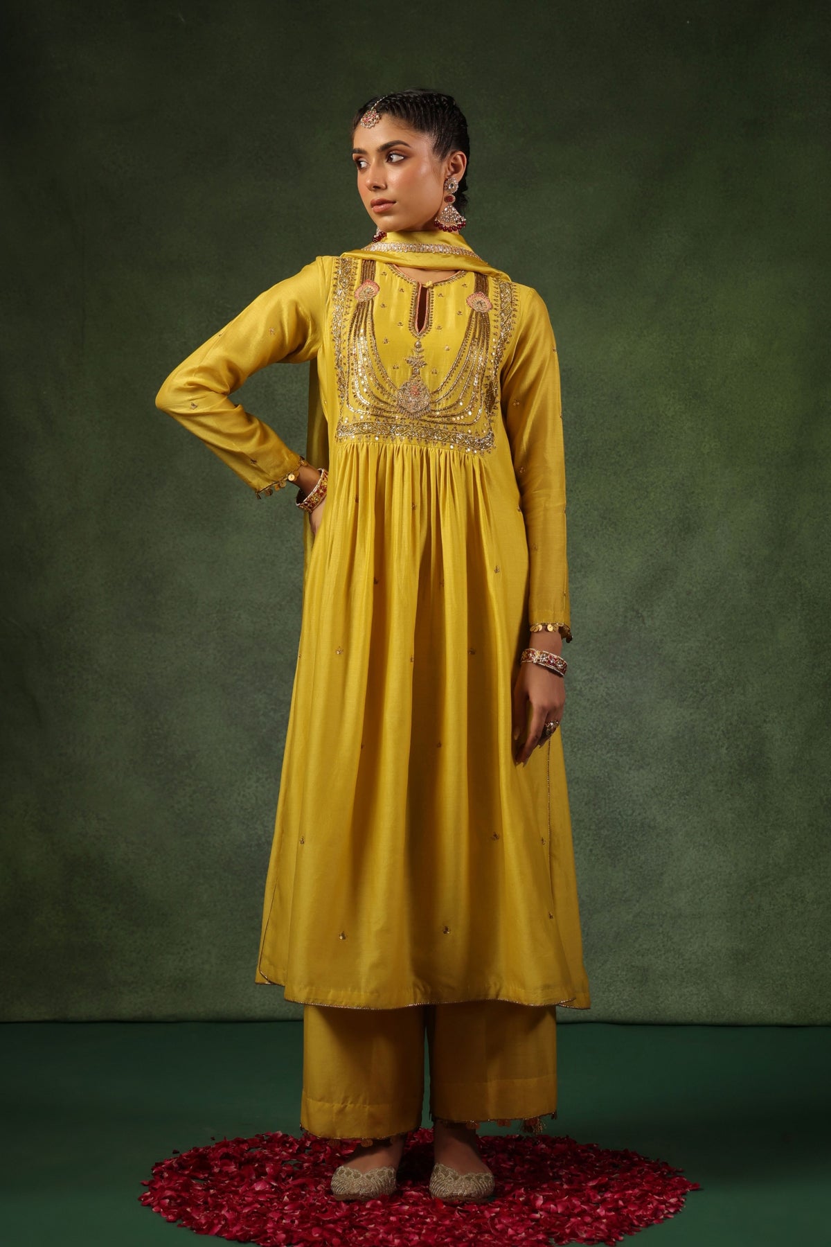 Yellow Pakeezah Kurta Set