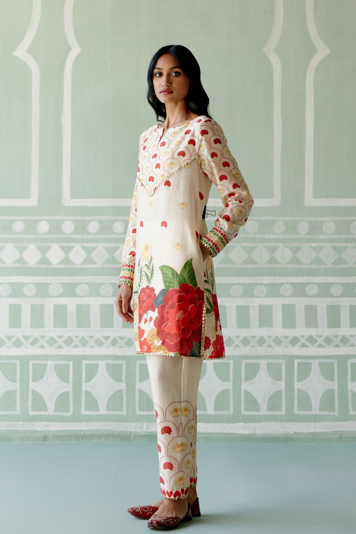 Ecru &amp; Red Rose Tunic Set