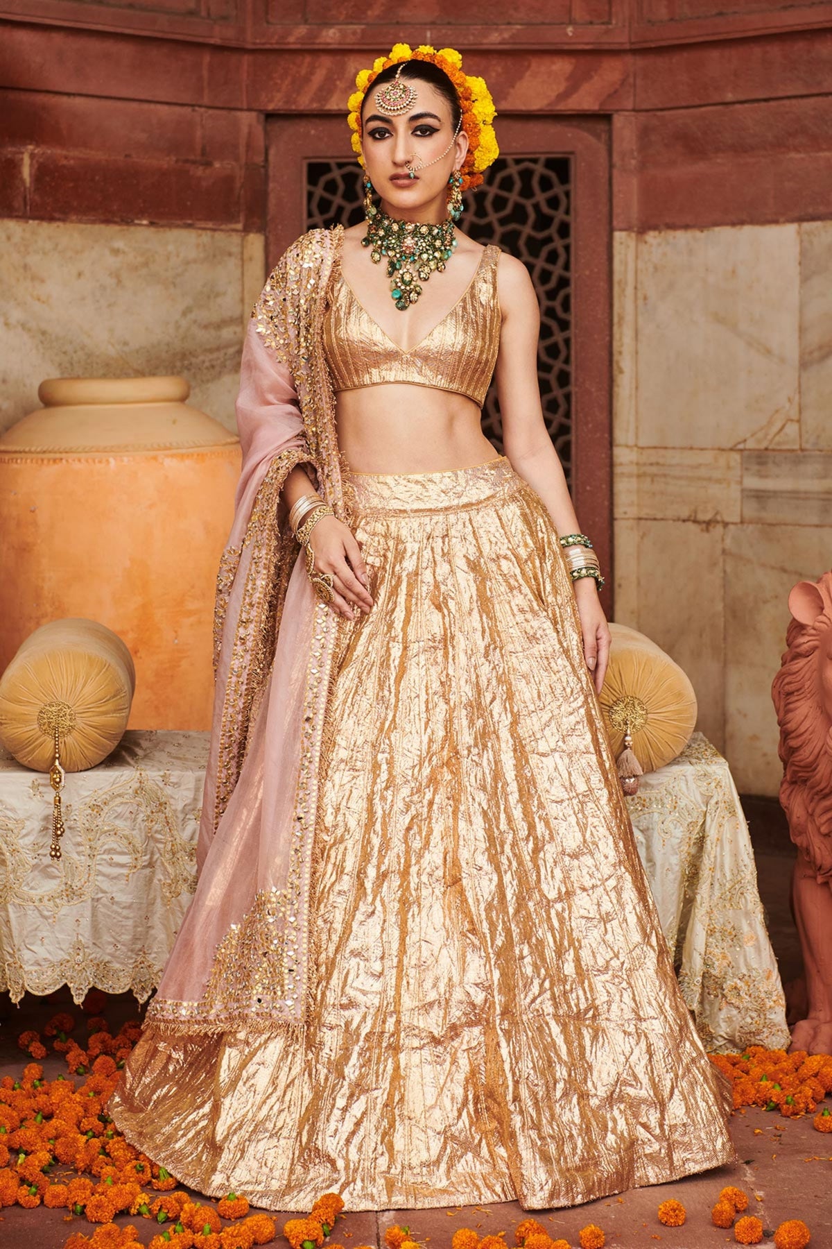 Padmasvar?a Lampi Lehenga Set