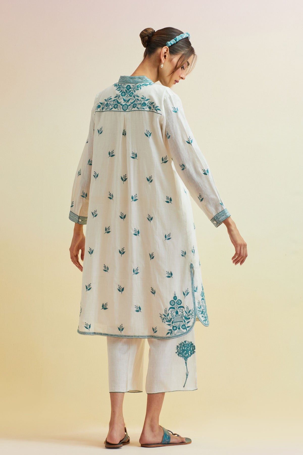 Teal Thread Embroidery Kurta Set