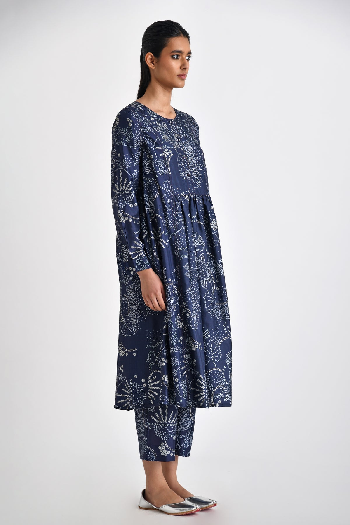 Velora Embroidered Tunic and Pants