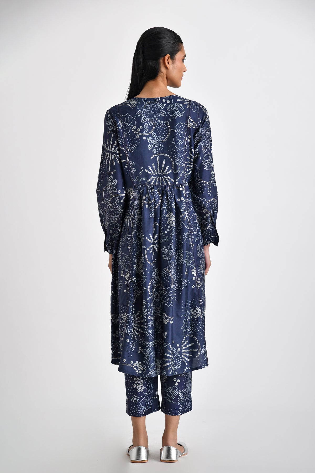 Velora Embroidered Tunic and Pants