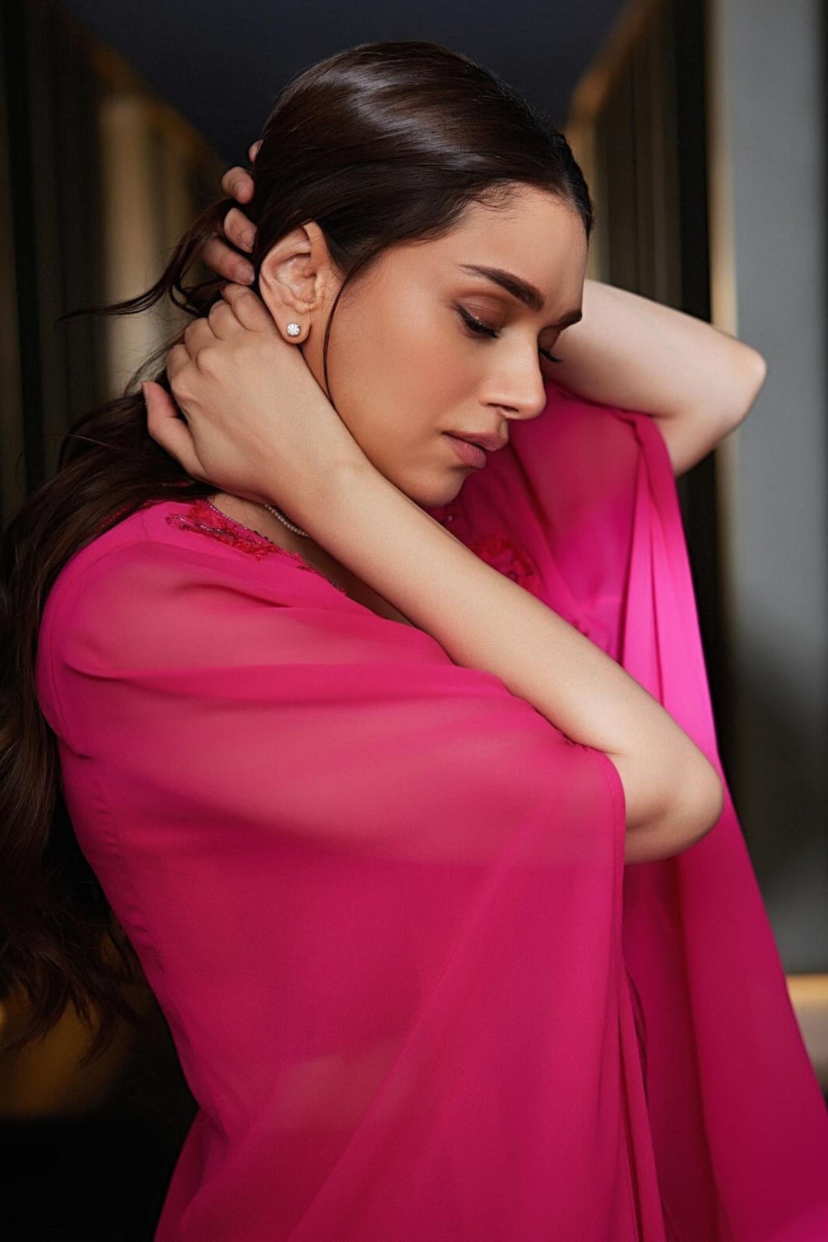 Aditi Rao Hydari in Ridhi Mehra