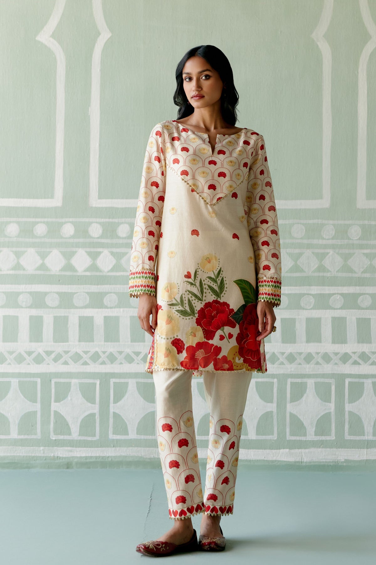 Ecru &amp; Red Rose Tunic Set