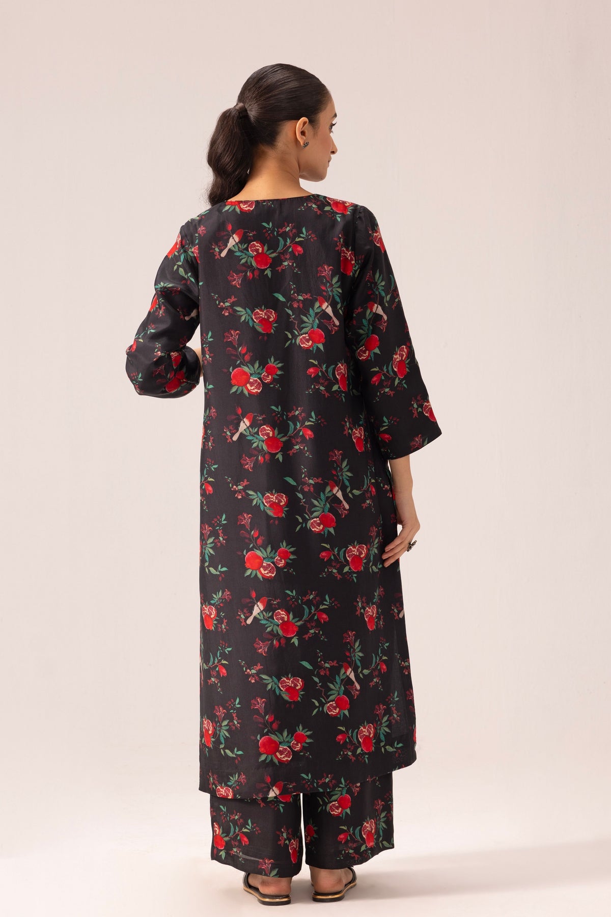 Amelia Black Kurta Set