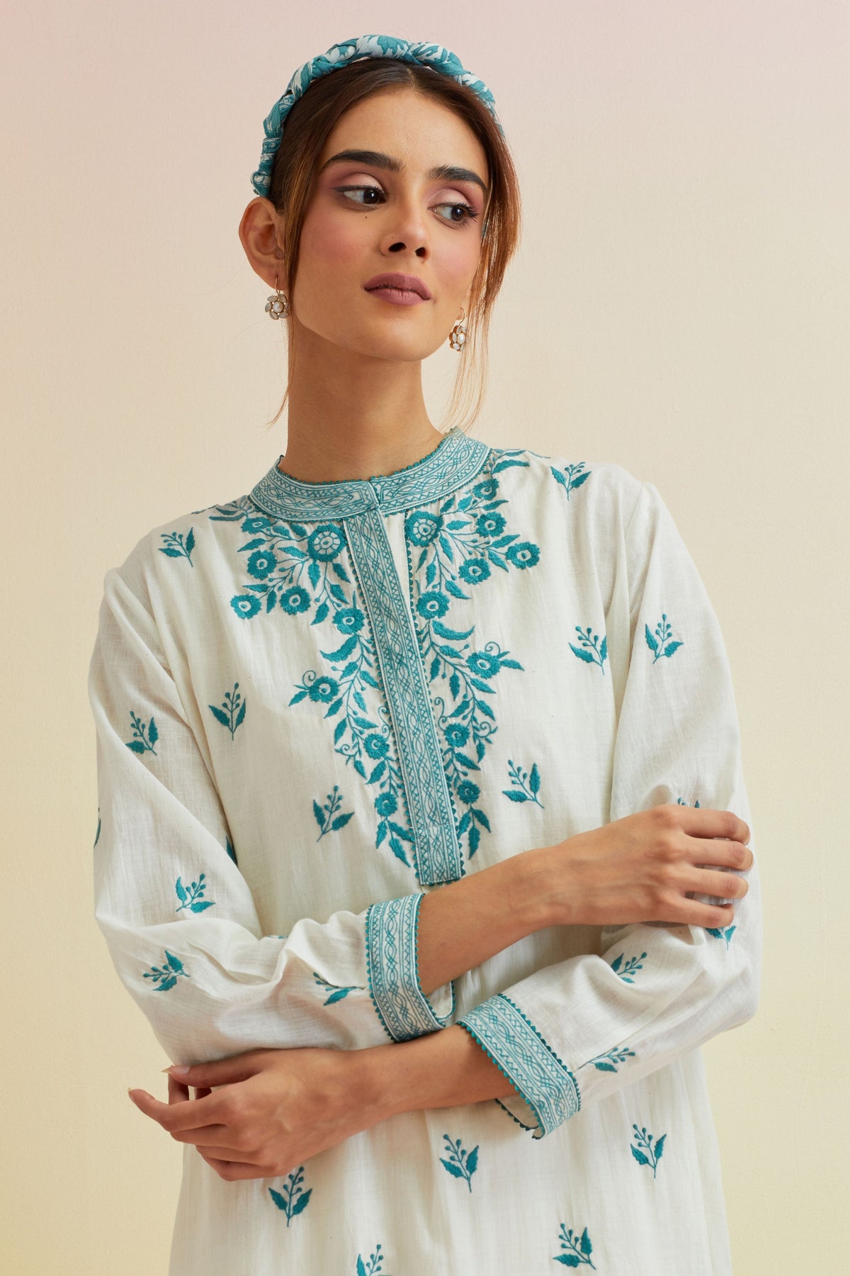 Teal Thread Embroidery Kurta Set