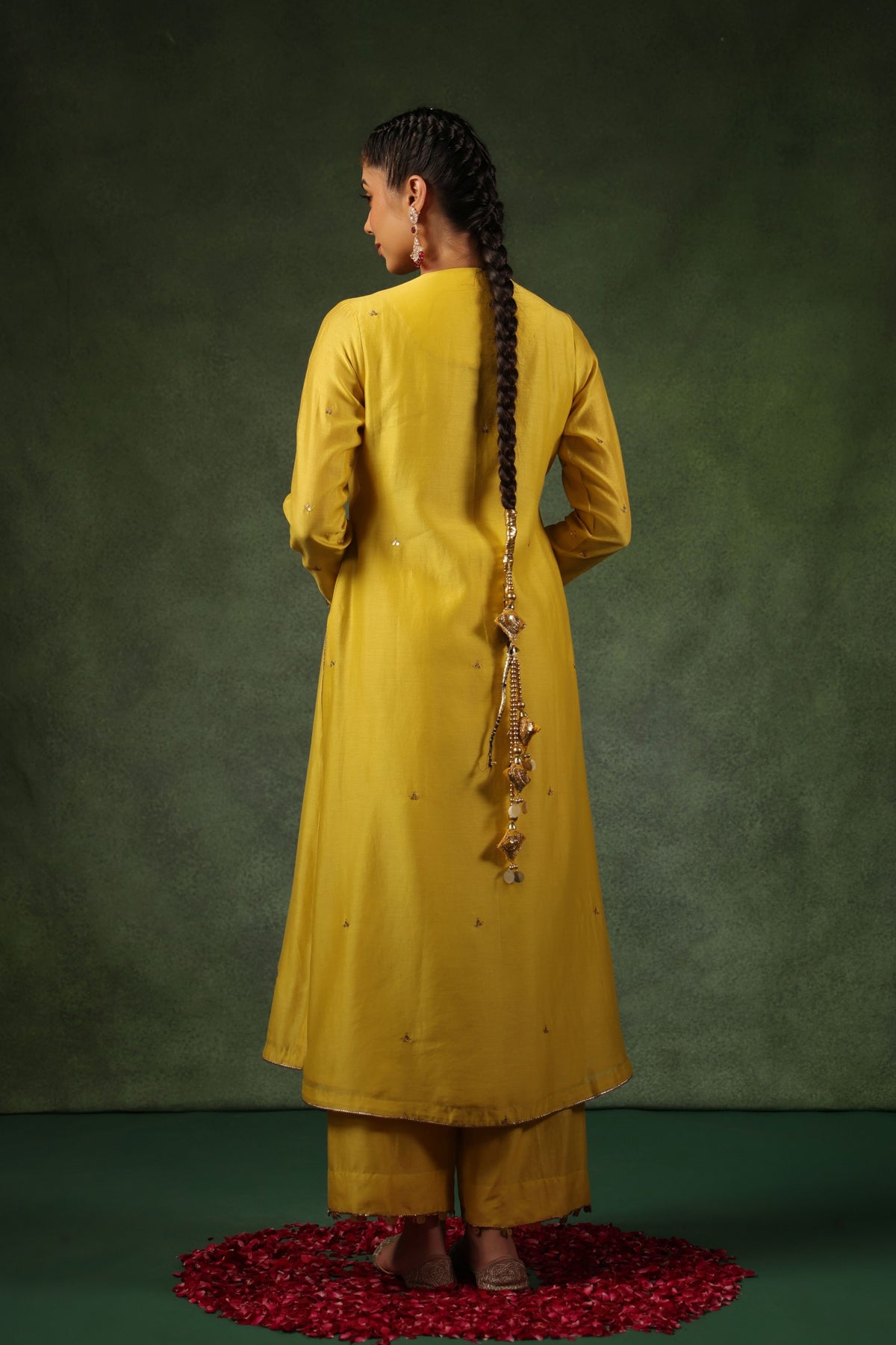 Yellow Pakeezah Kurta Set