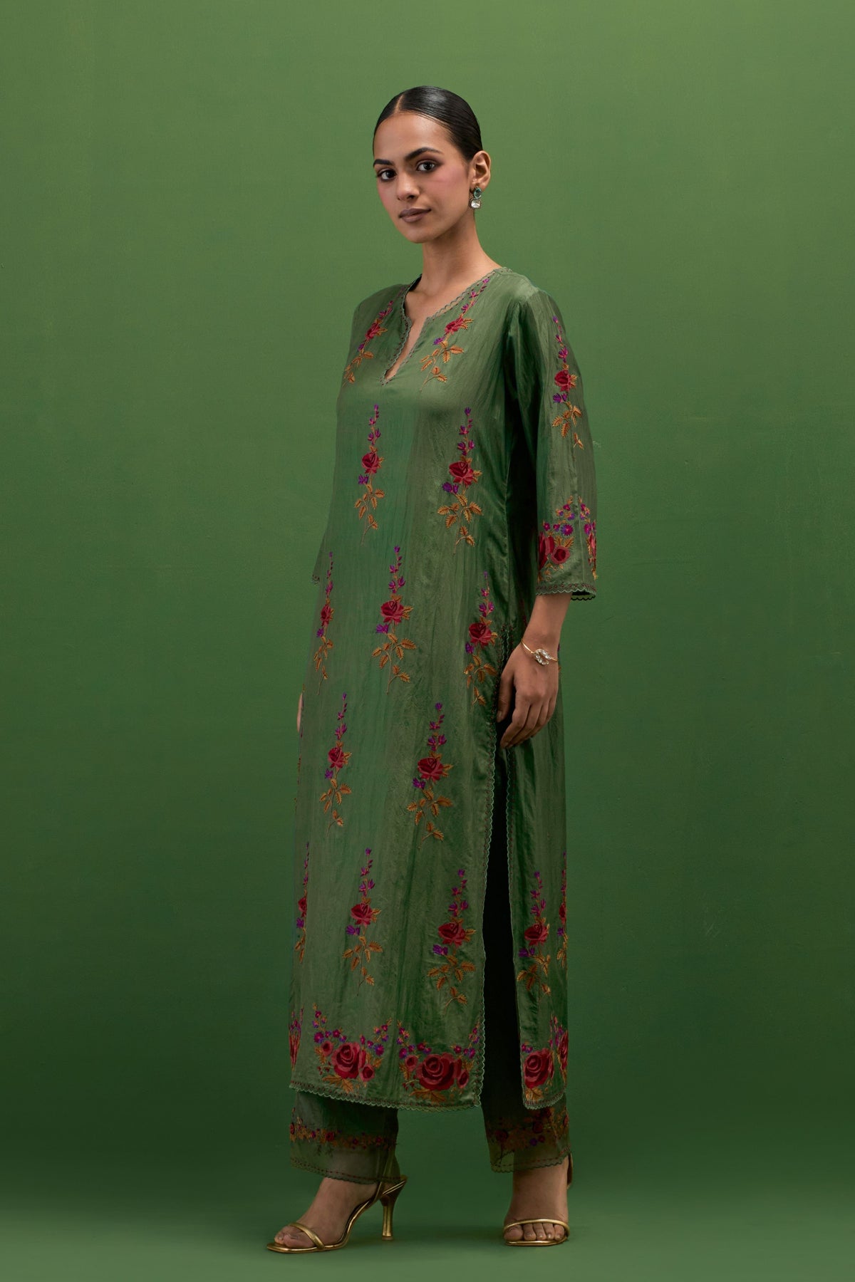 Brunswick Embroidery Straight Kurta Set