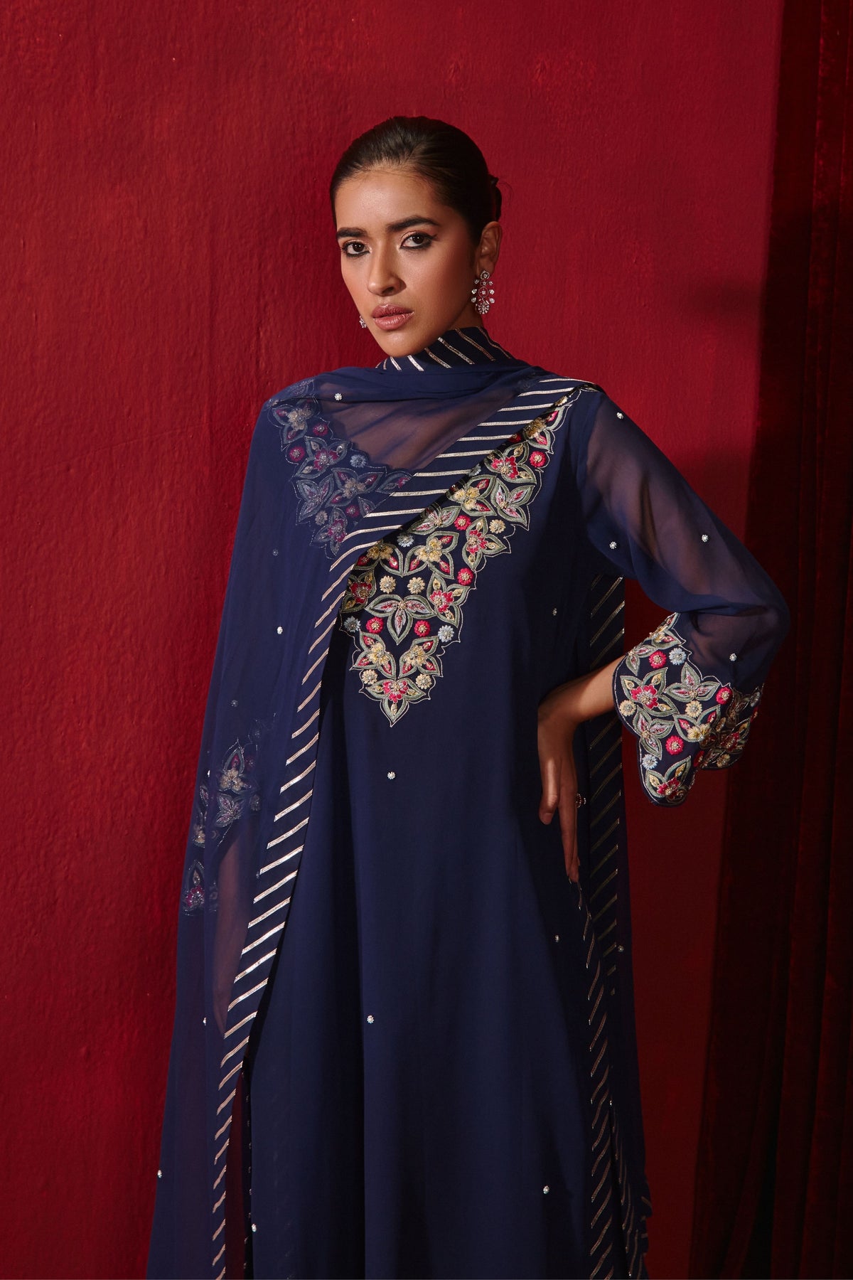 Navy Riwaaz Kurta Set