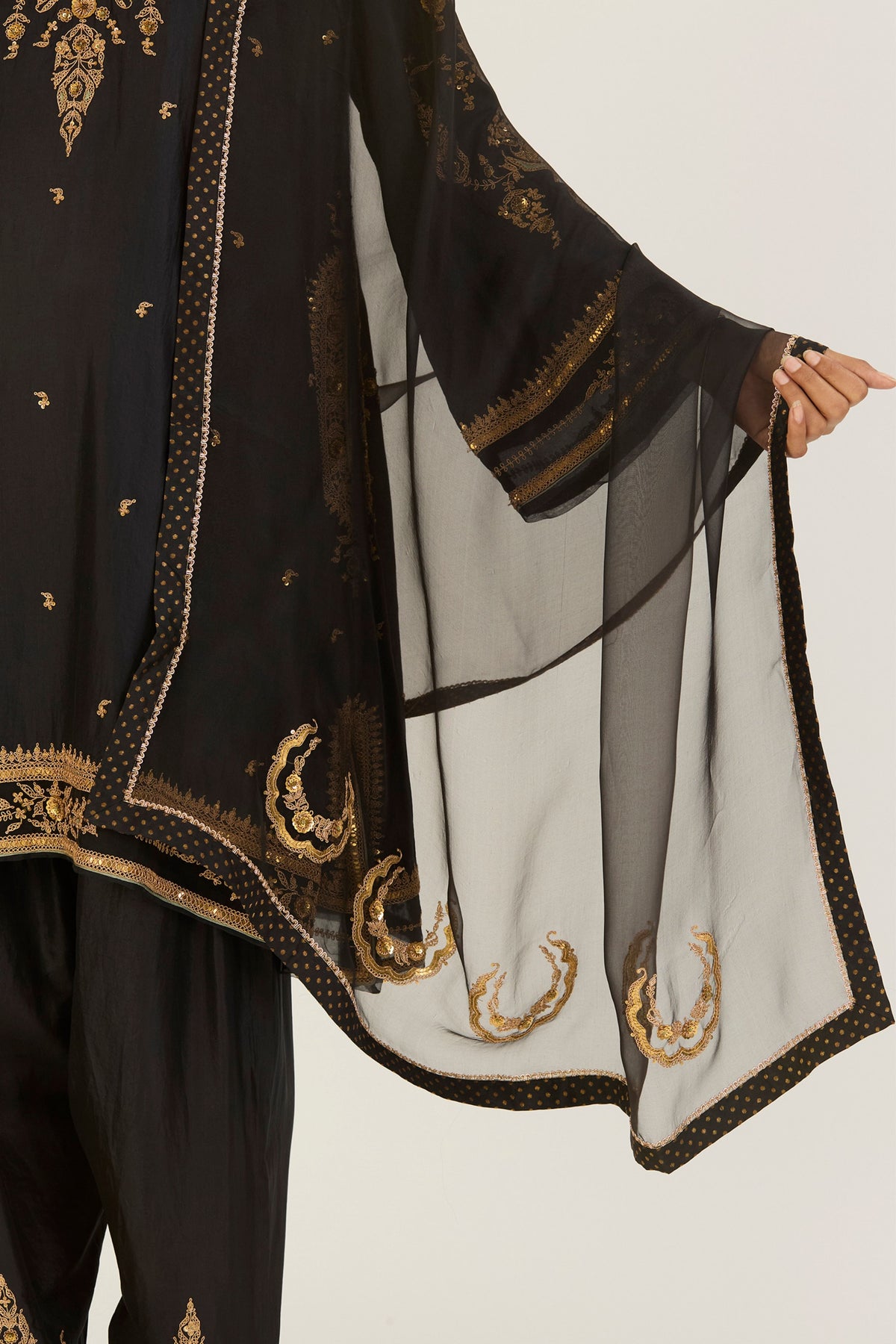 Orvana Black Dupatta