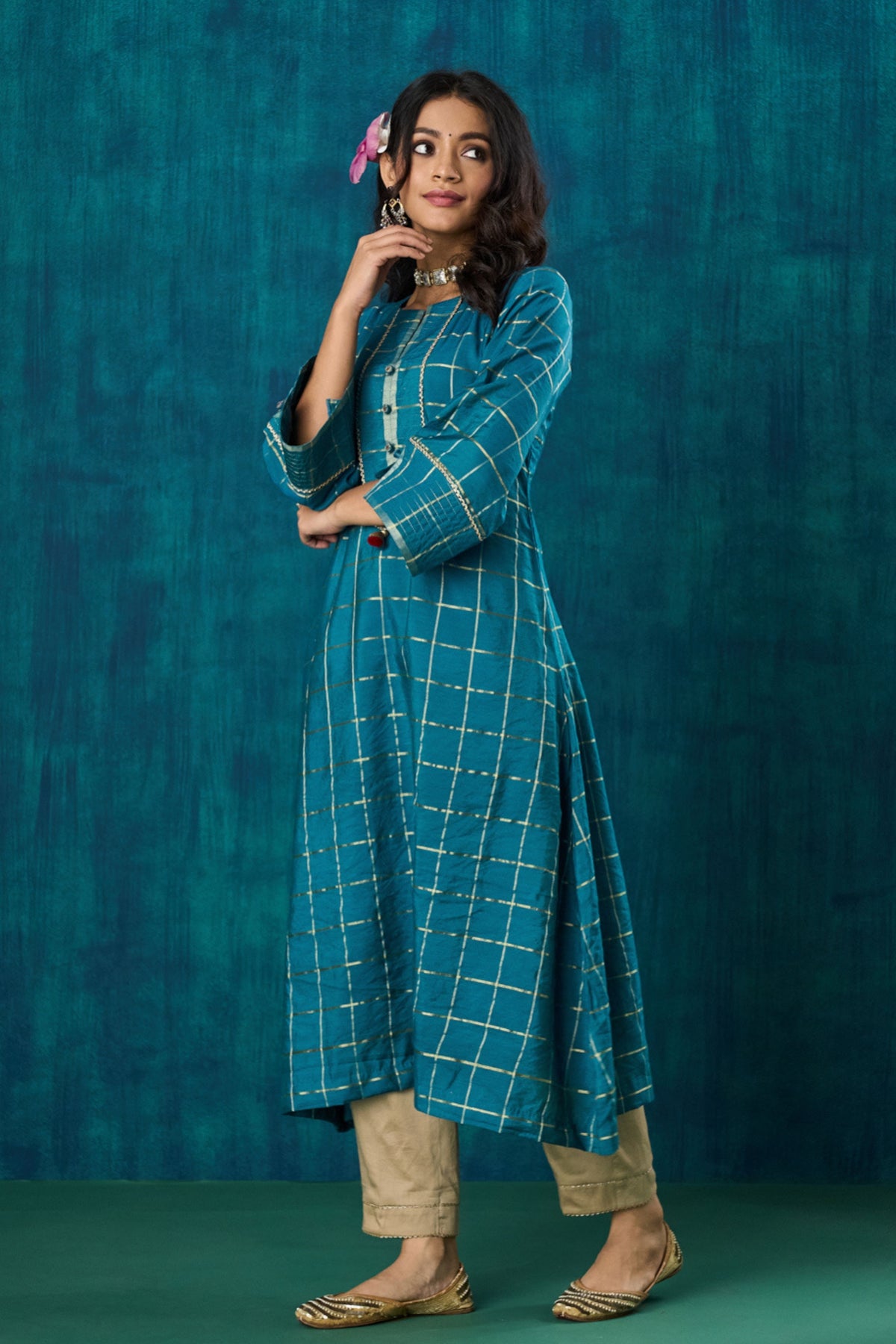 Turquoise Checks Kurta Sets