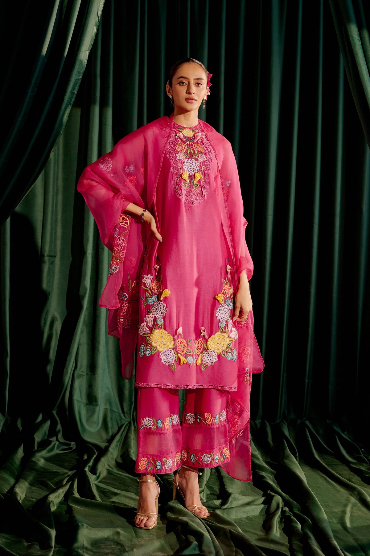 Fuchsia 3d Applique Kurta Set