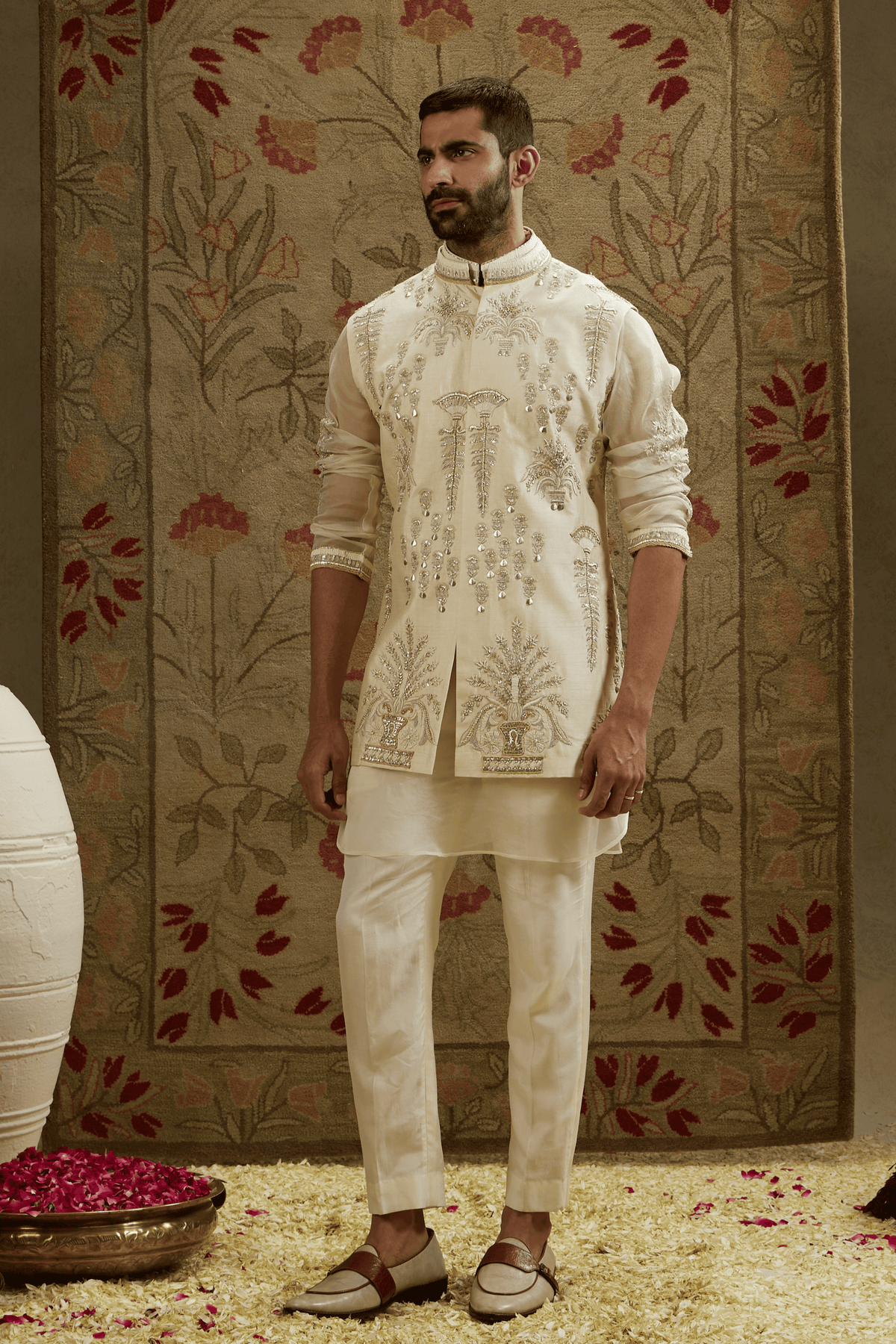 Magnolia Embellished Bundi